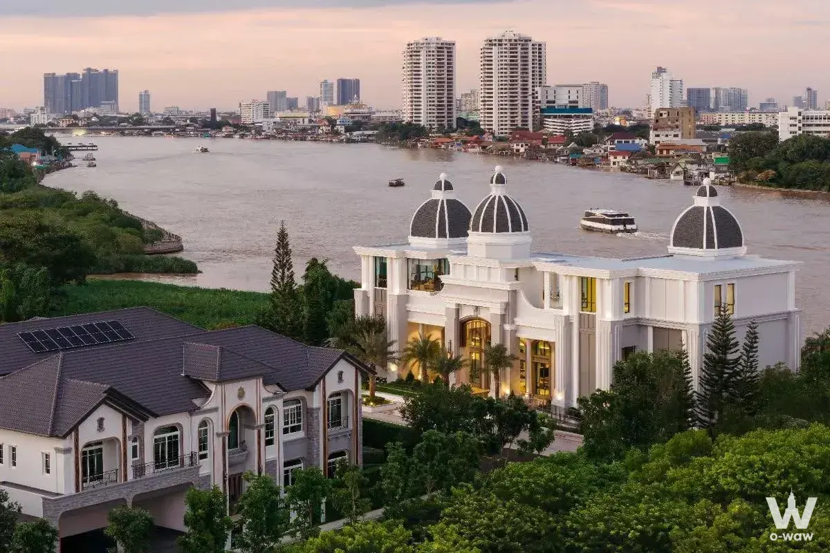 Condo with 5 bedrooms for sale at The River Condominium — photo 1 of 3