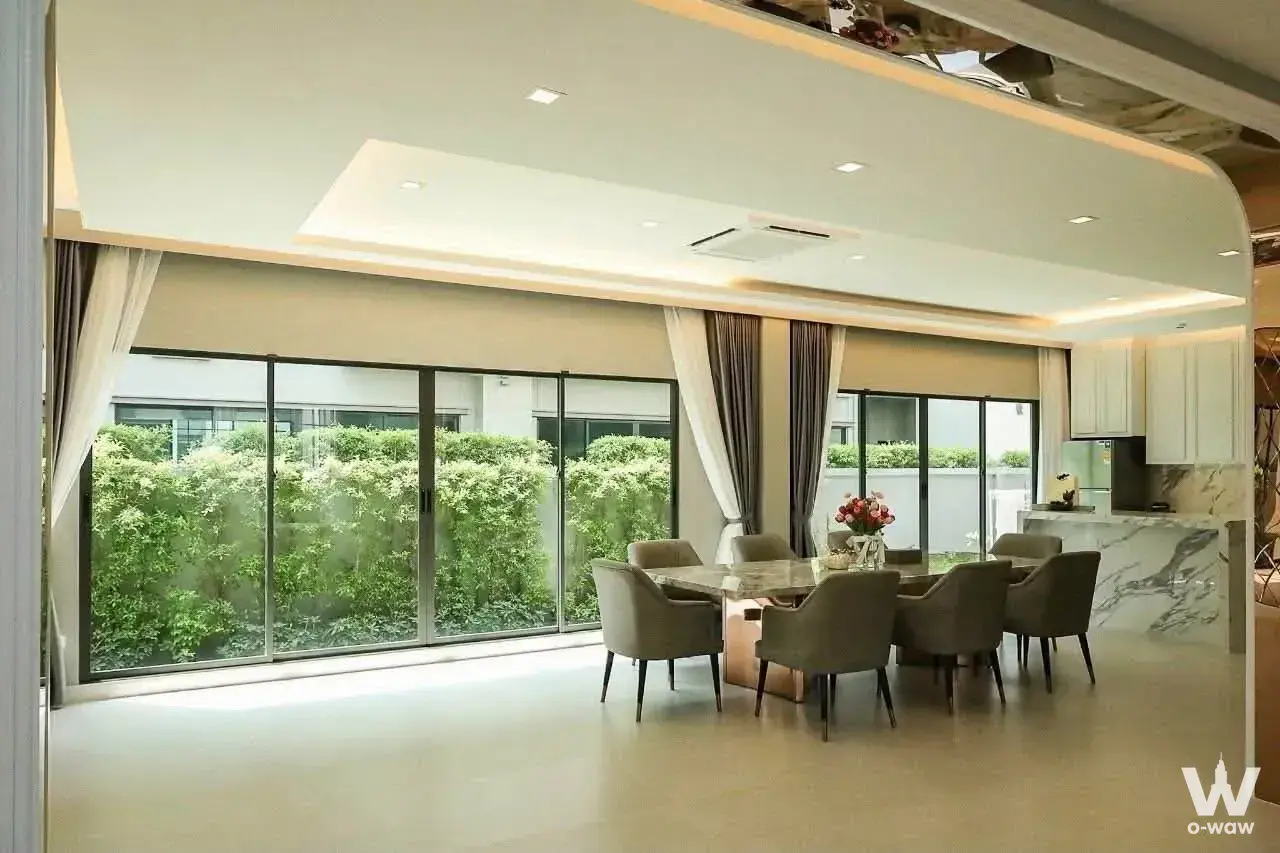 Condo with 4 bedrooms for rent at Grand Bangkok Boulevard Krungthep Kritha — photo 3 of 5