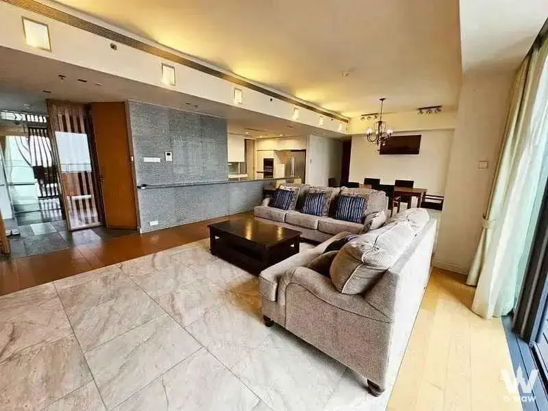 Condo with 3 bedrooms for rent at The Met Condominium — photo 4 of 5