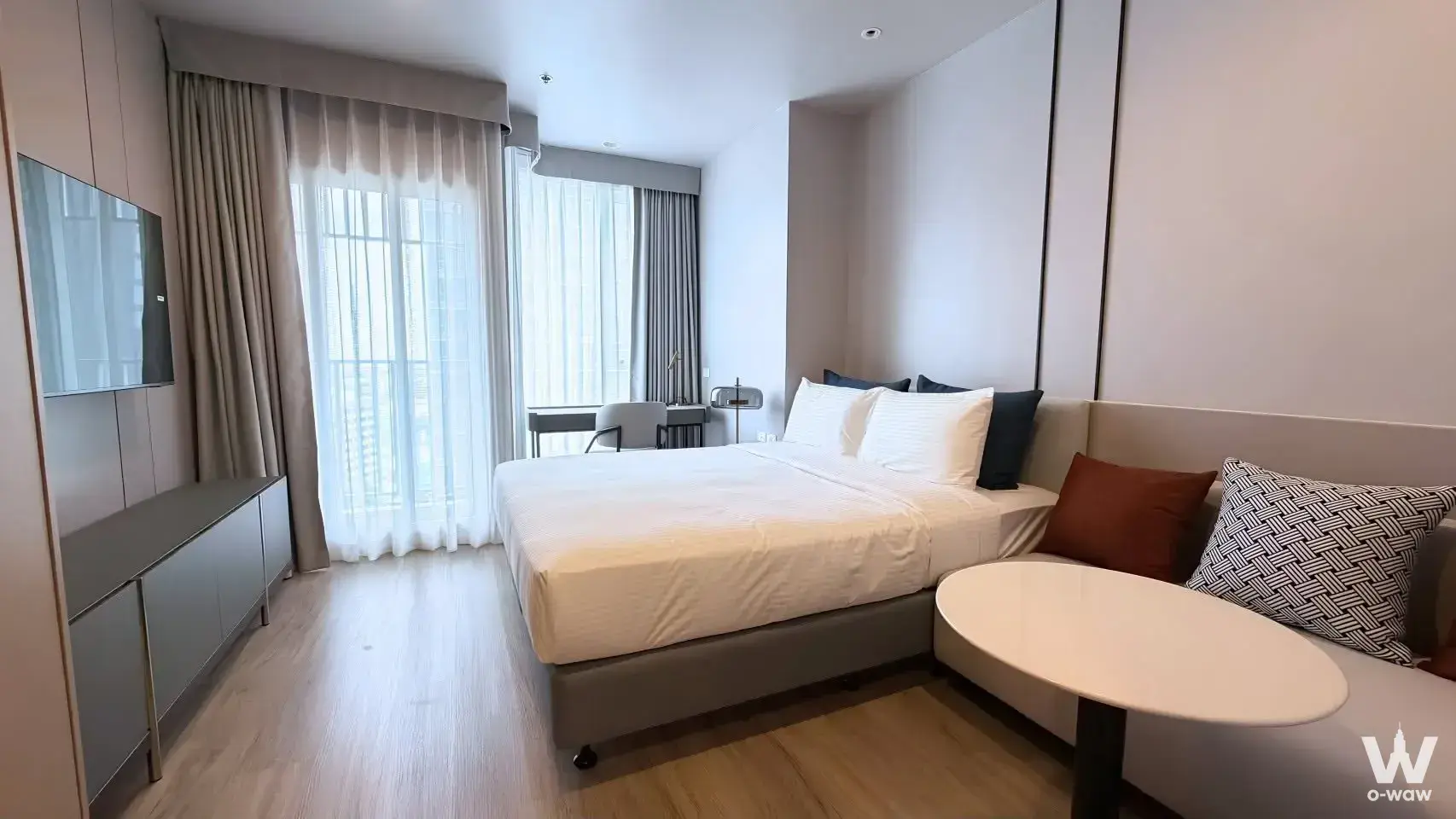 Condo with 1 bedroom for rent at Culture Thonglor — photo 1 of 5