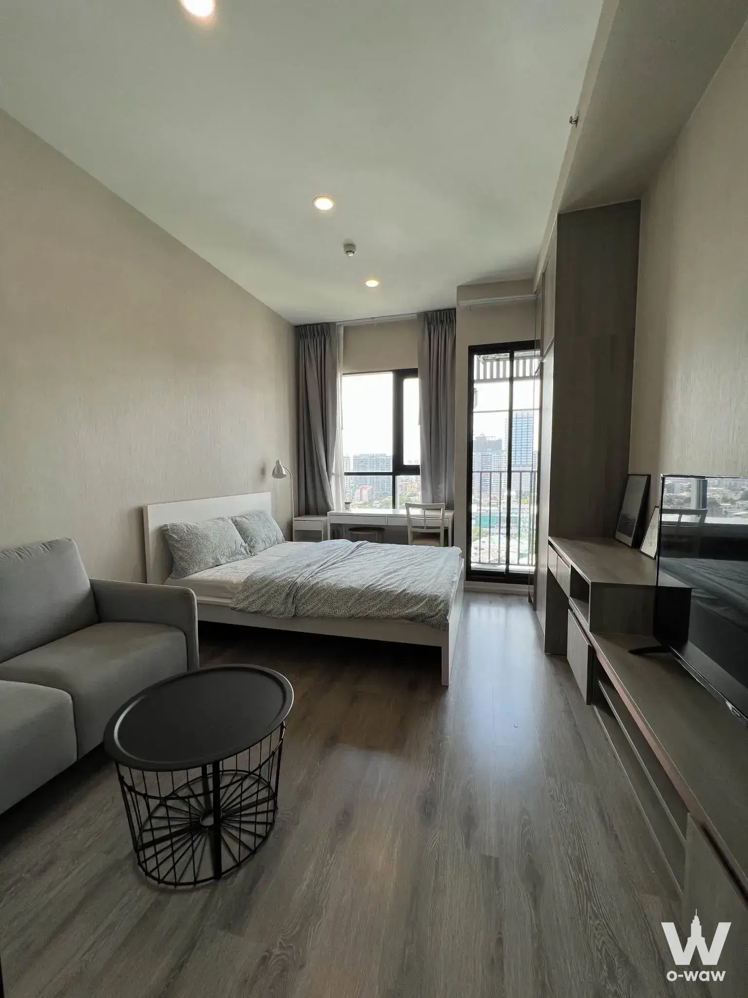Commercial with 1 bedroom for rent at KnightsBridge Prime Ratchayothin — photo 1 of 5