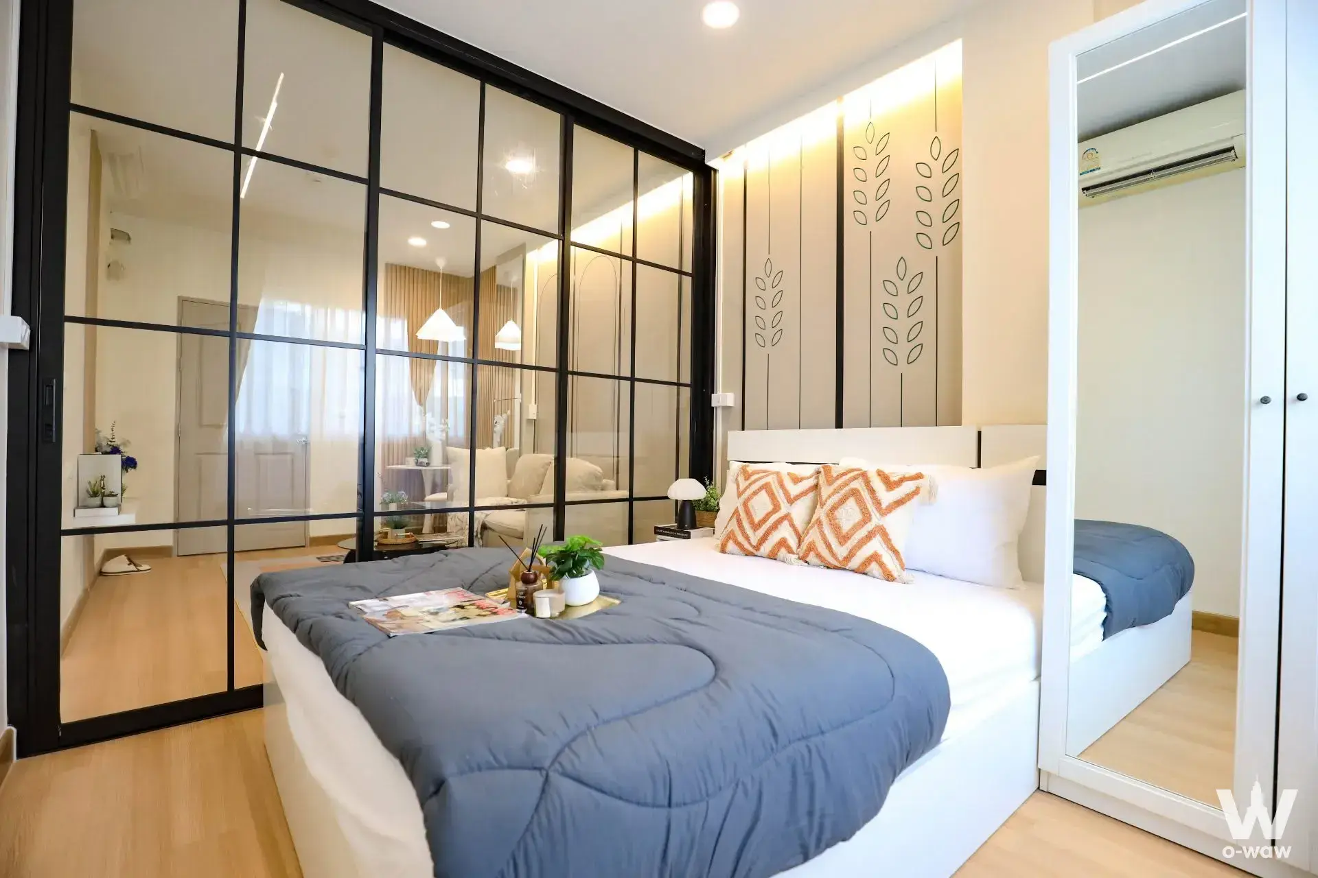 Condo with 1 bedroom for sale at Sukhumvit 113, near MRT Sri Dhan (1 km) and BTS Samrong (4 km) — photo 1 of 6