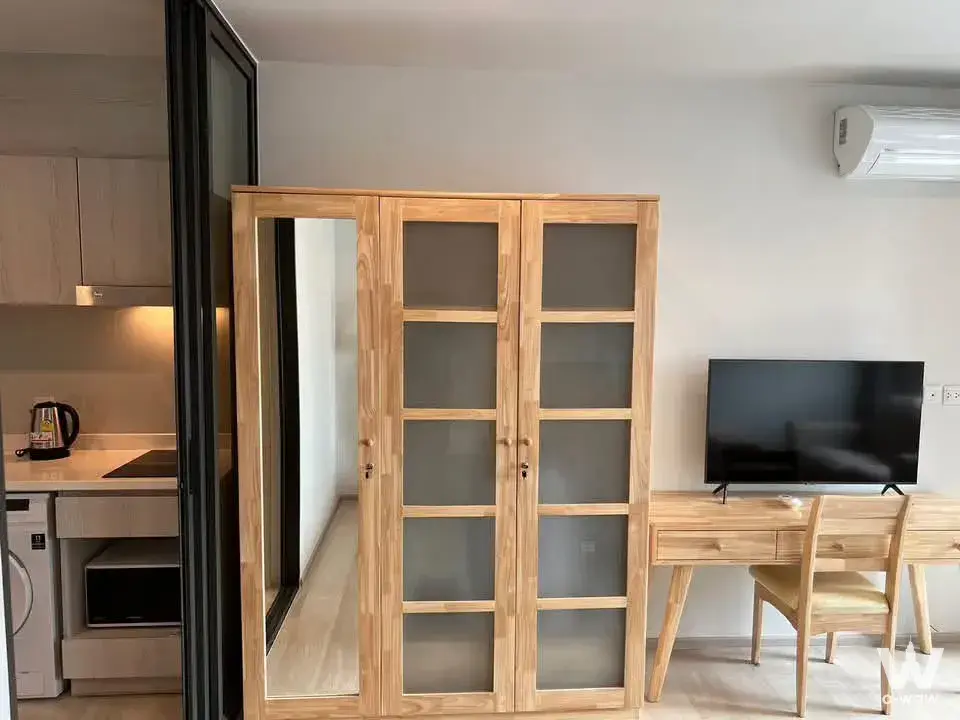 Condo with 1 bedroom for rent at Life One Wireless — photo 2 of 5