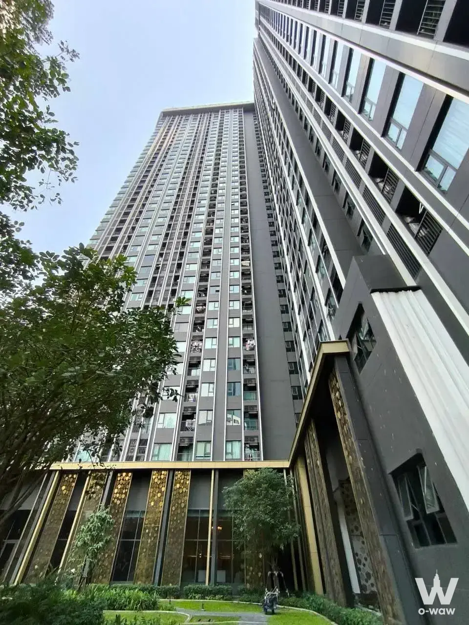 Witthayu Road, near BTS Phloen Chit
