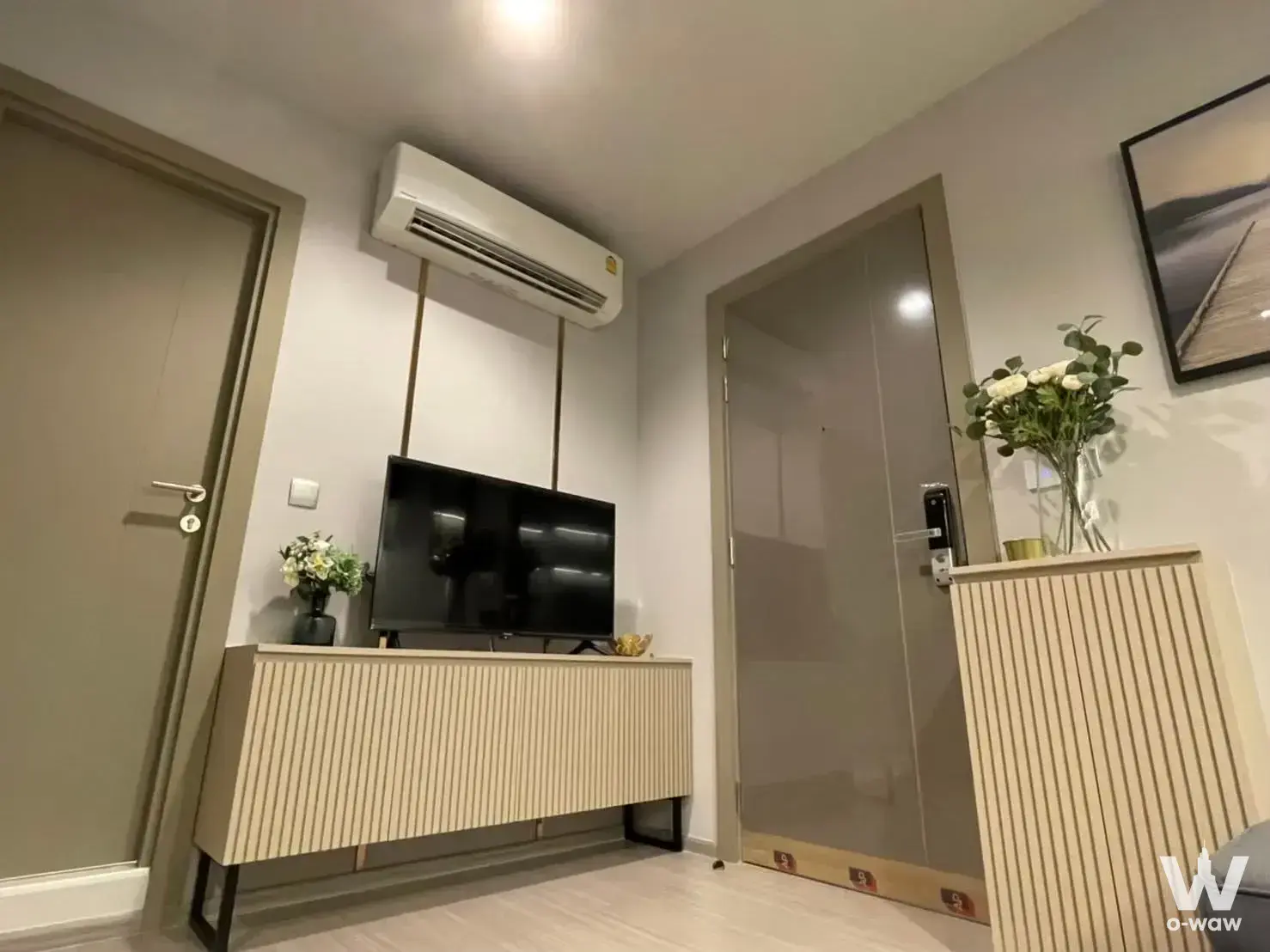 Condo with 1 bedroom for rent at Life Asoke - Rama 9 — photo 3 of 5