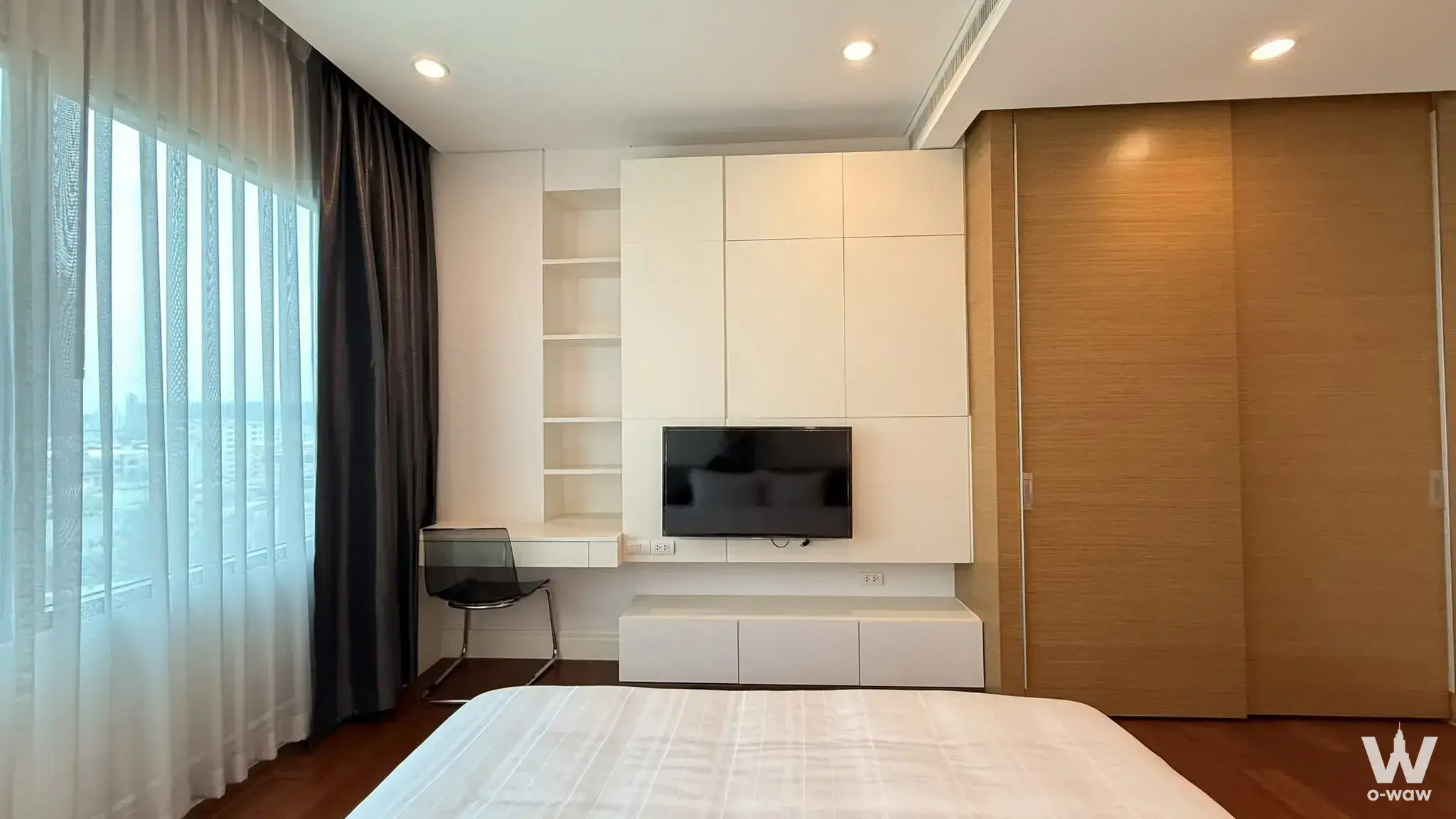 Condo with 1 bedroom for rent at Bright Sukhumvit 24 — photo 2 of 5