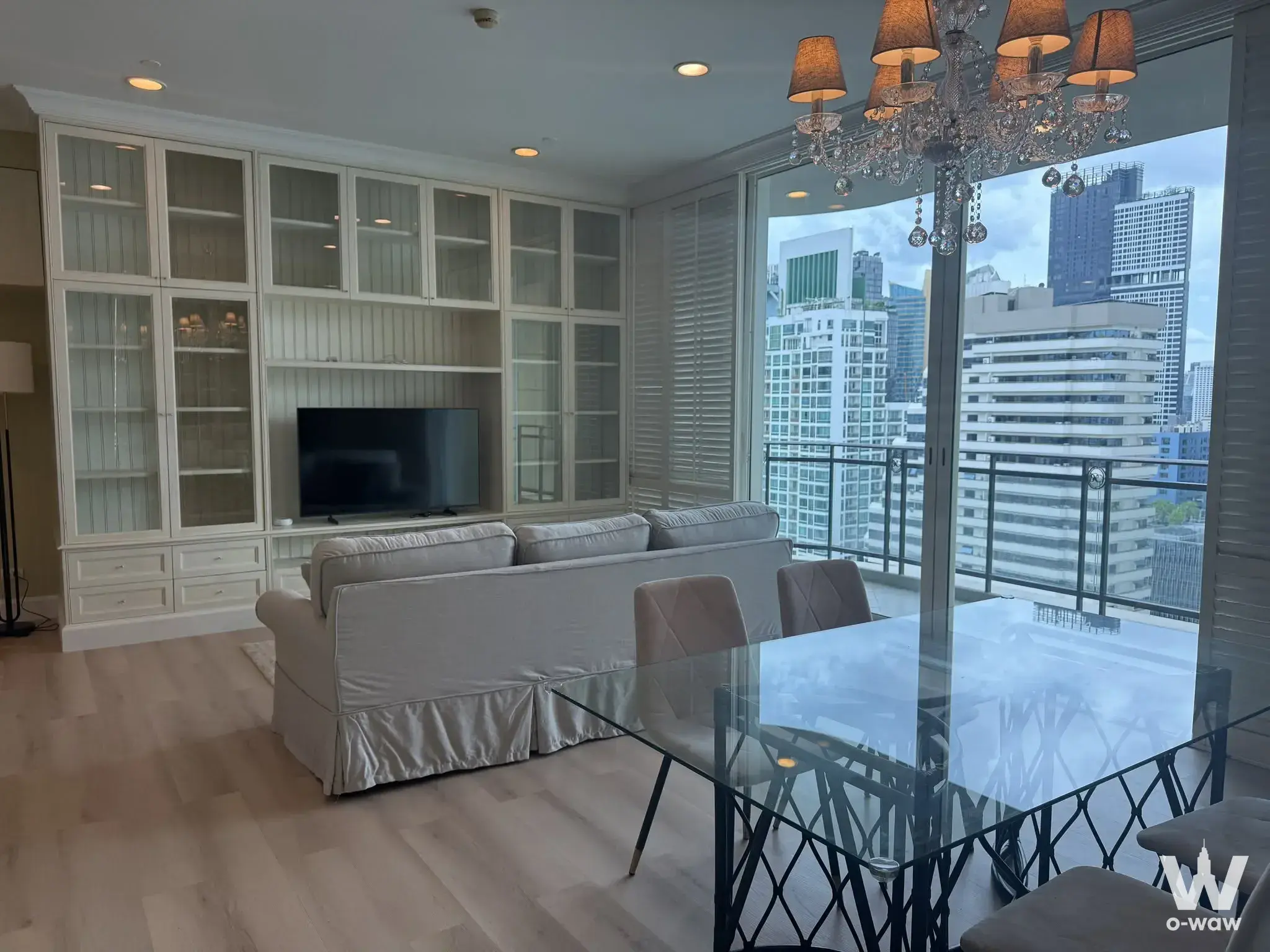 Condo with 3 bedrooms for rent at Royce Private Residences — photo 2 of 5