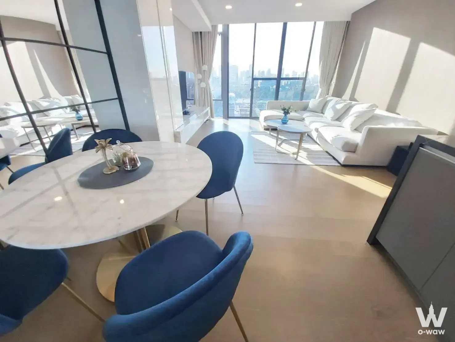 Condo with 2 bedrooms for rent at Siamese Exclusive Queens ไซมีส เอ็กซ์คลูซีฟ ควีนส์ — photo 2 of 5