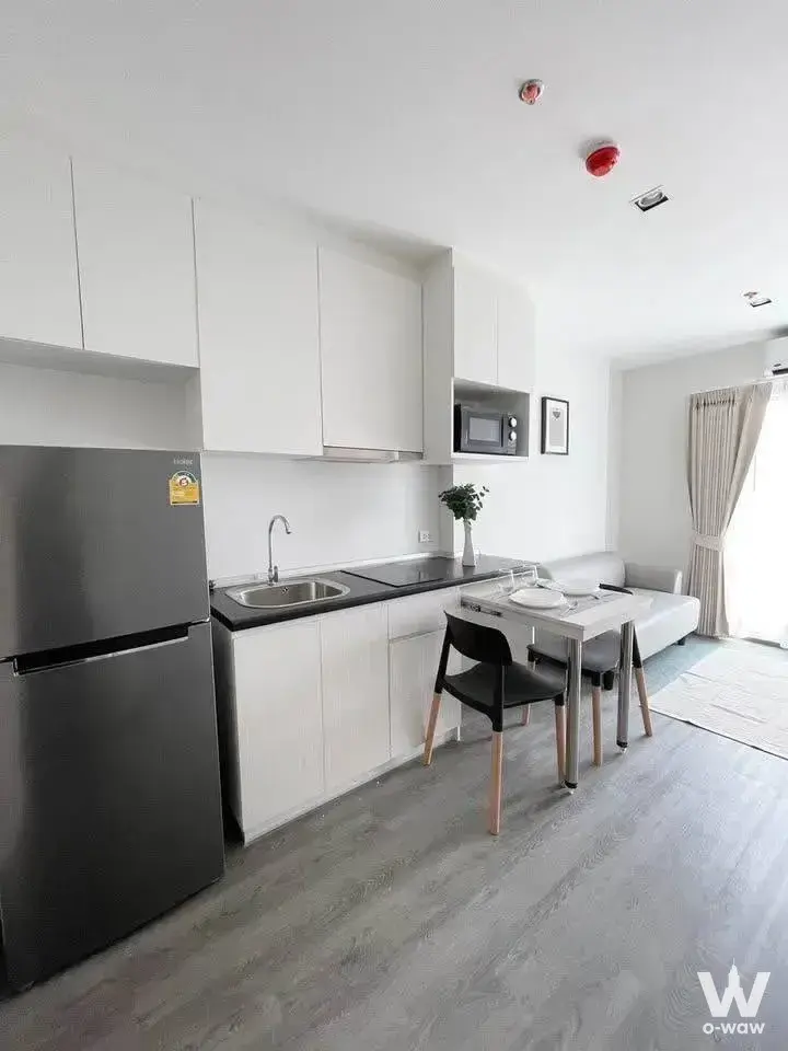 Condo with 1 bedroom for rent at Rich Park Triple Station — photo 3 of 5