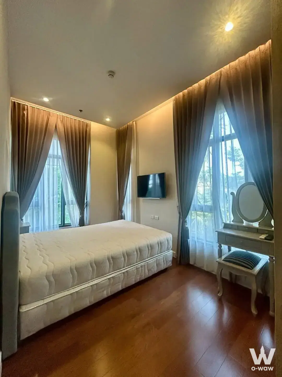 Sukhumvit 50, near BTS Onnut