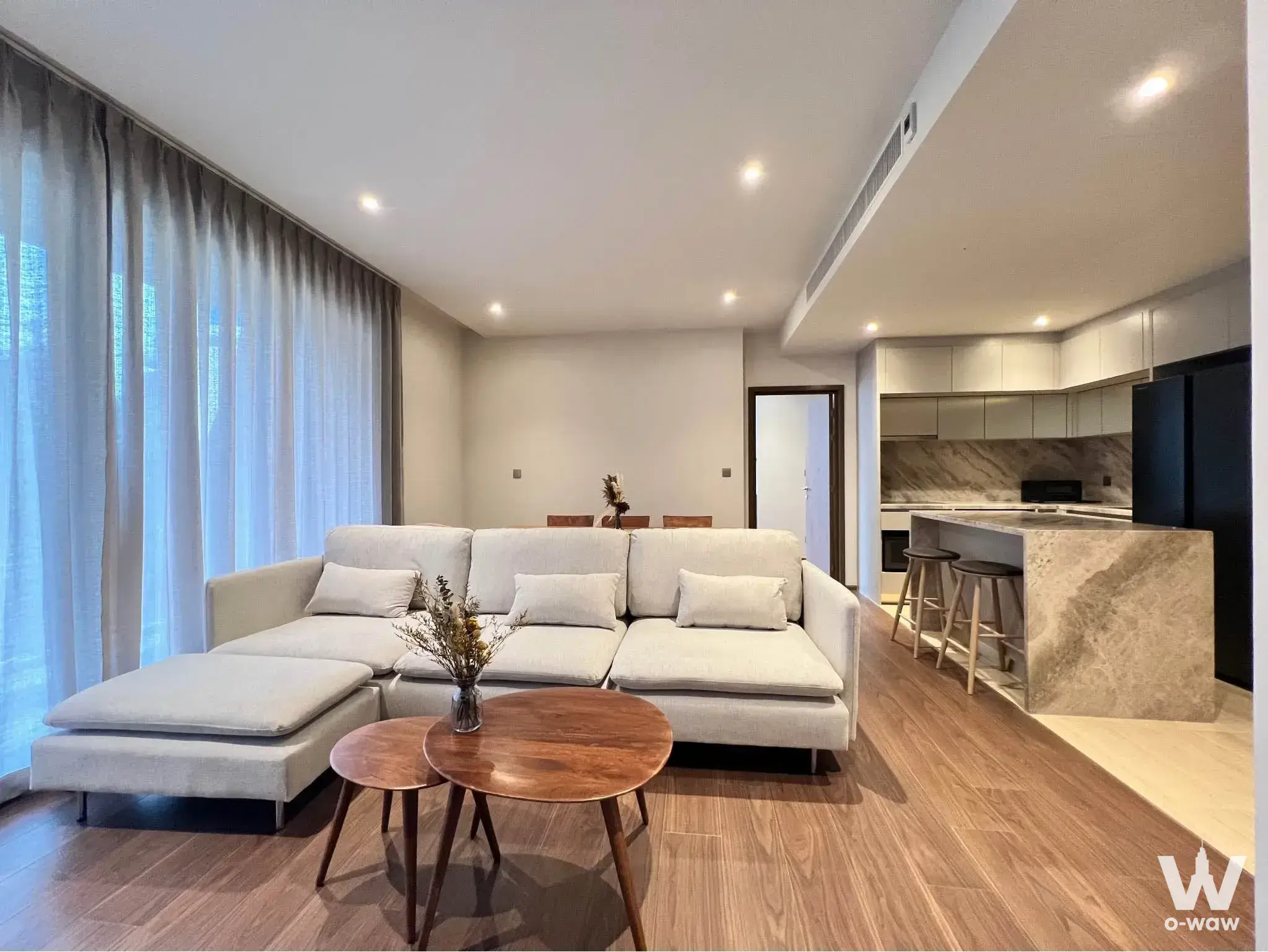 Condo with 2 bedrooms for rent at Via 61 — photo 1 of 5