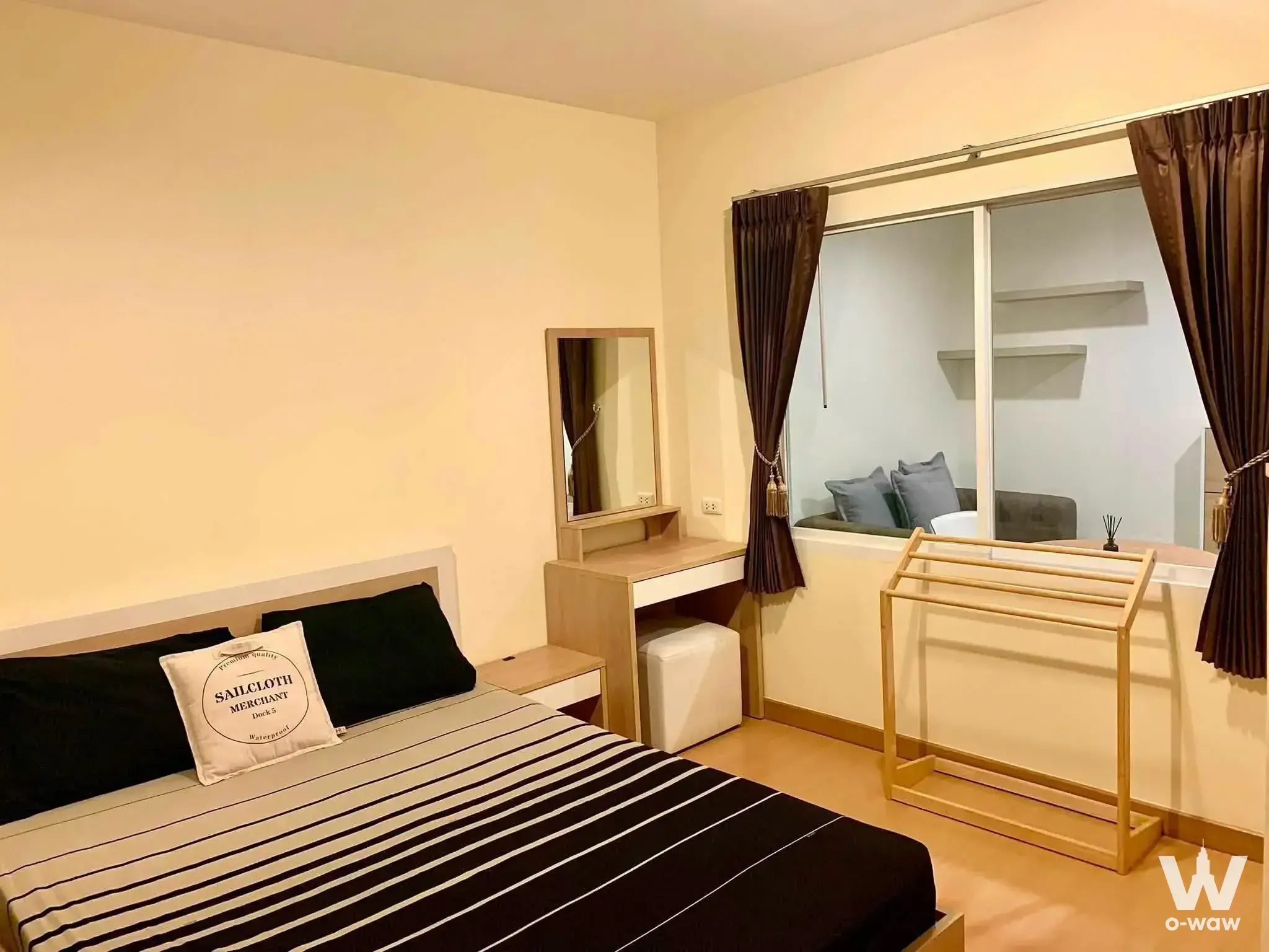 Condo with 1 bedroom for rent at Life Sukhumvit 62 — photo 3 of 4
