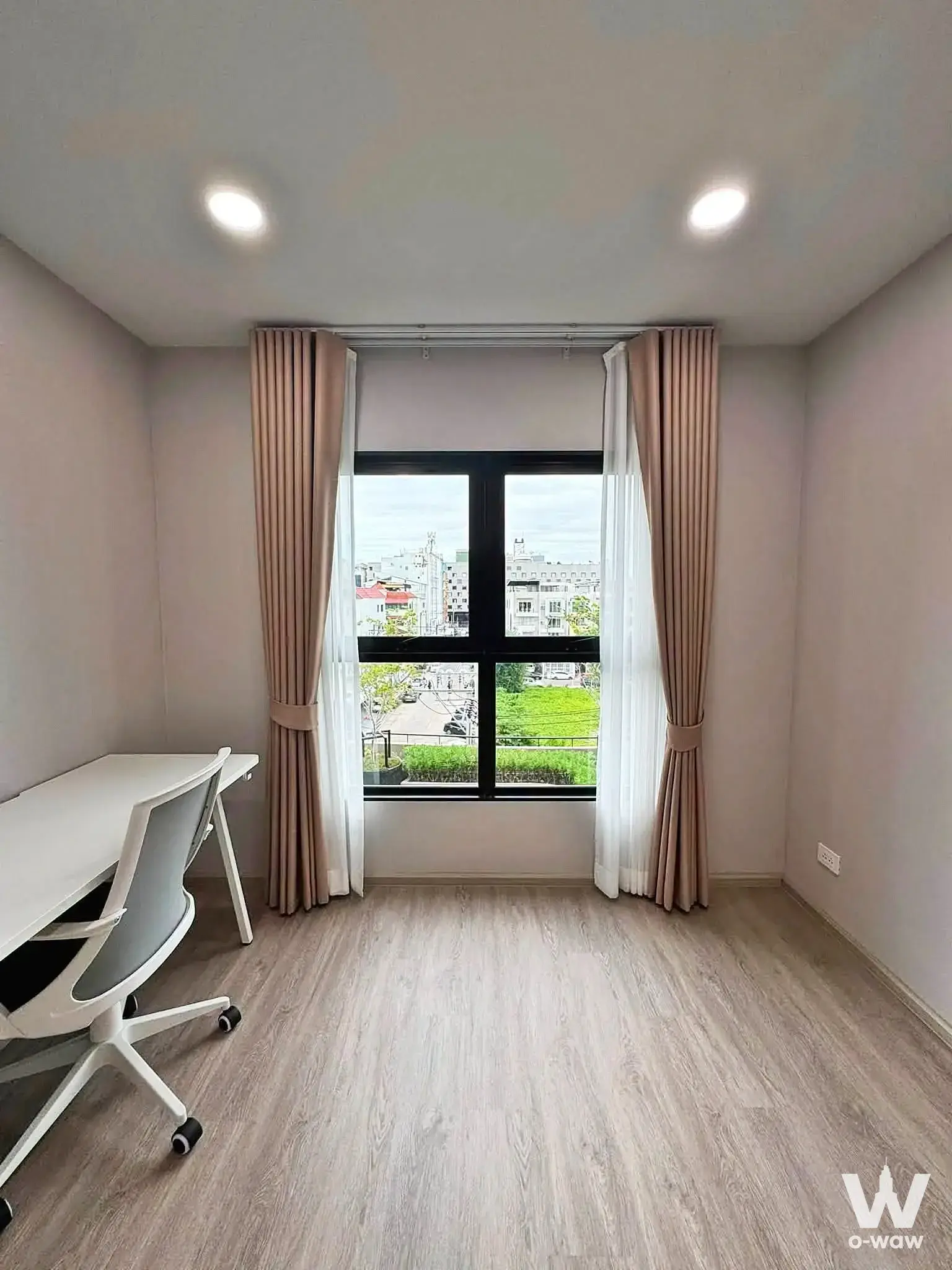 Condo with 2 bedrooms for rent at Supalai Sense Srinakarin — photo 4 of 5