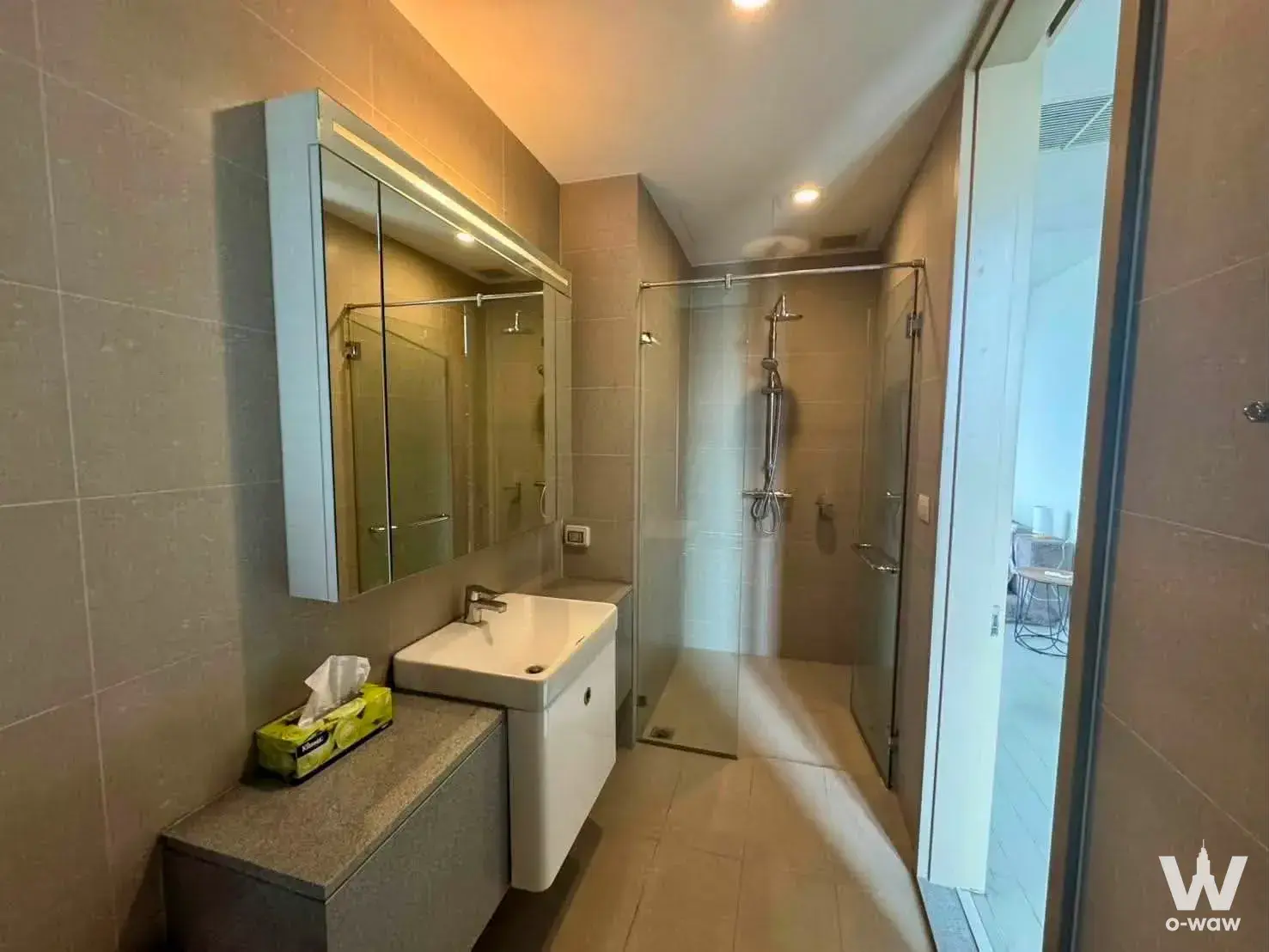 Condo with 1 bedroom for rent at Noble Ploenchit — photo 3 of 5