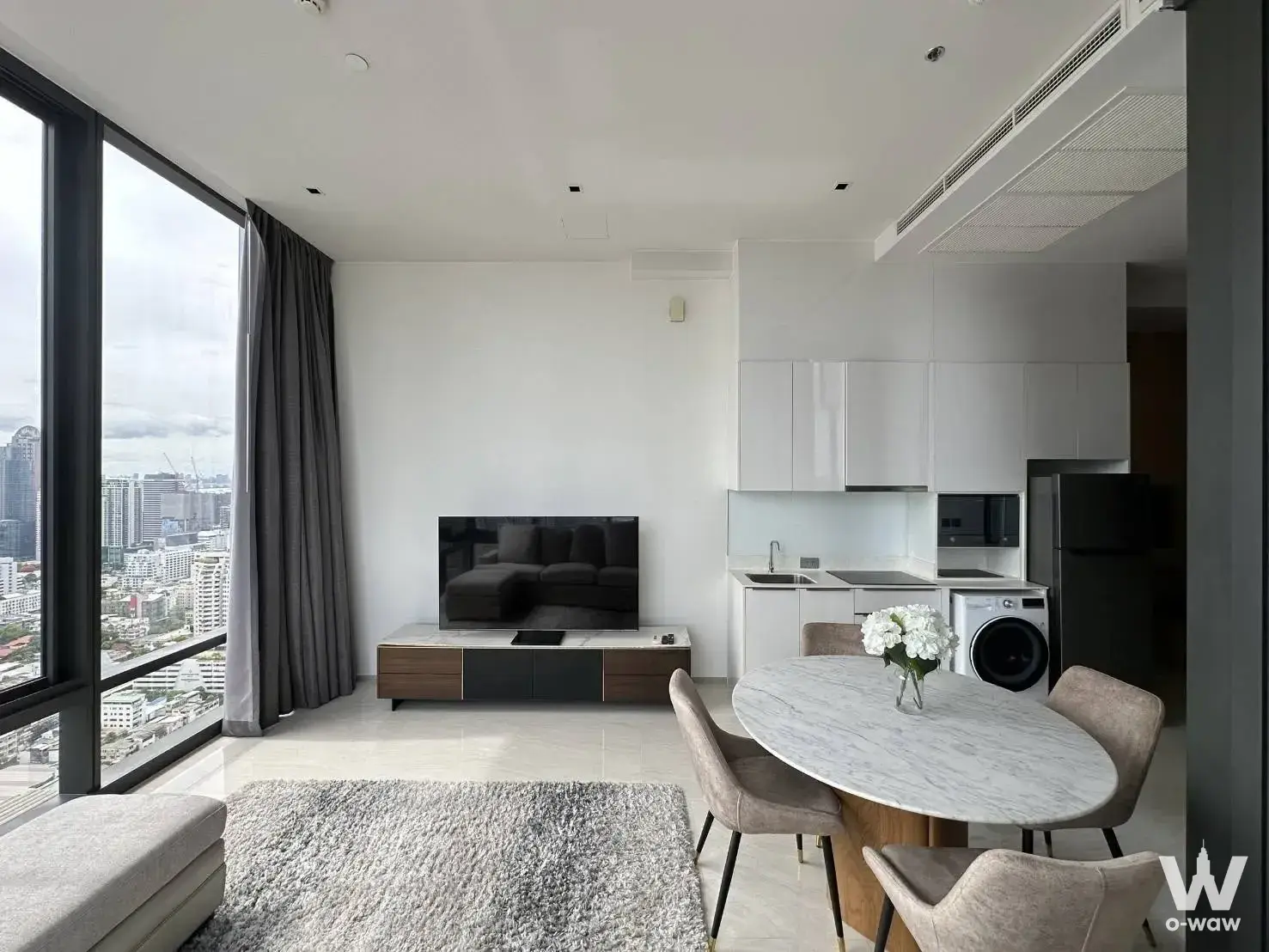 Condo with 2 bedrooms for rent at Ashton Silom — photo 2 of 5