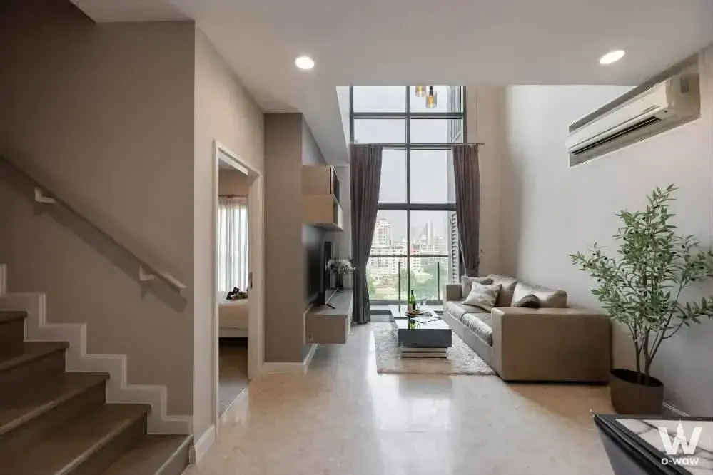 Condo with 2 bedrooms for rent at The Crest Sukhumvit 34 — photo 1 of 5
