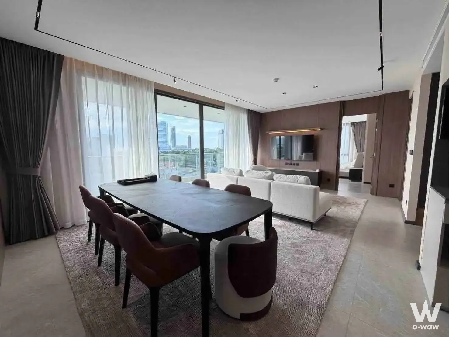 Condo with 3 bedrooms for rent at Pattaya, Chonburi — photo 2 of 4