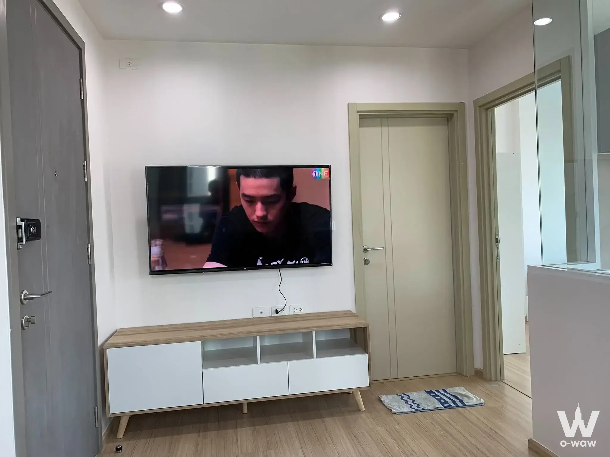 Condo with 1 bedroom for rent at THE BASE Rama 9-Ramkhamhaeng — photo 4 of 5