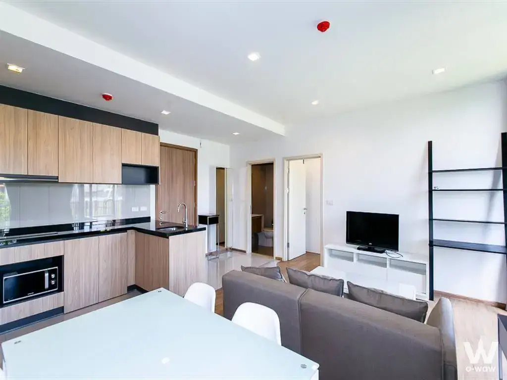 Commercial with 2 bedrooms for rent at HASU HAUS — photo 4 of 5