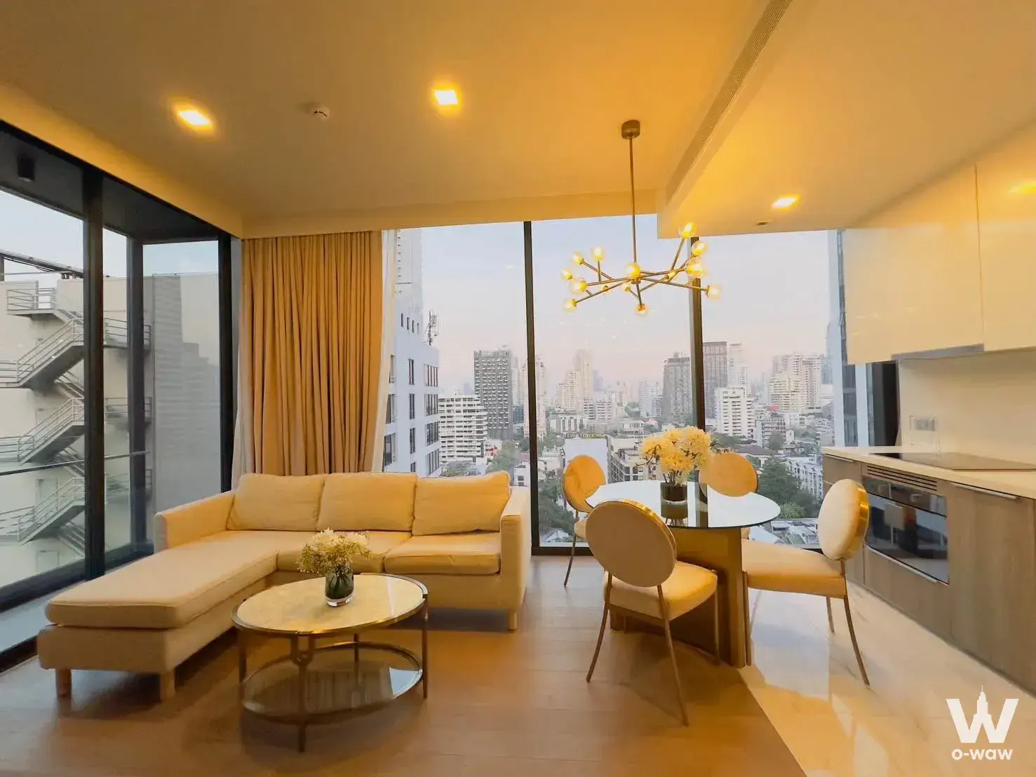 Condo with 2 bedrooms for sale at Celes Asoke — photo 3 of 5