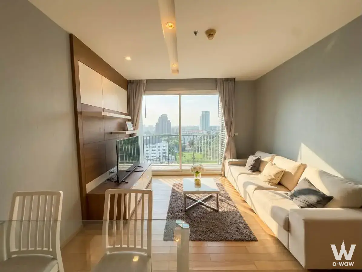 Condo with 2 bedrooms for rent at Siri at Sukhumvit — photo 2 of 5