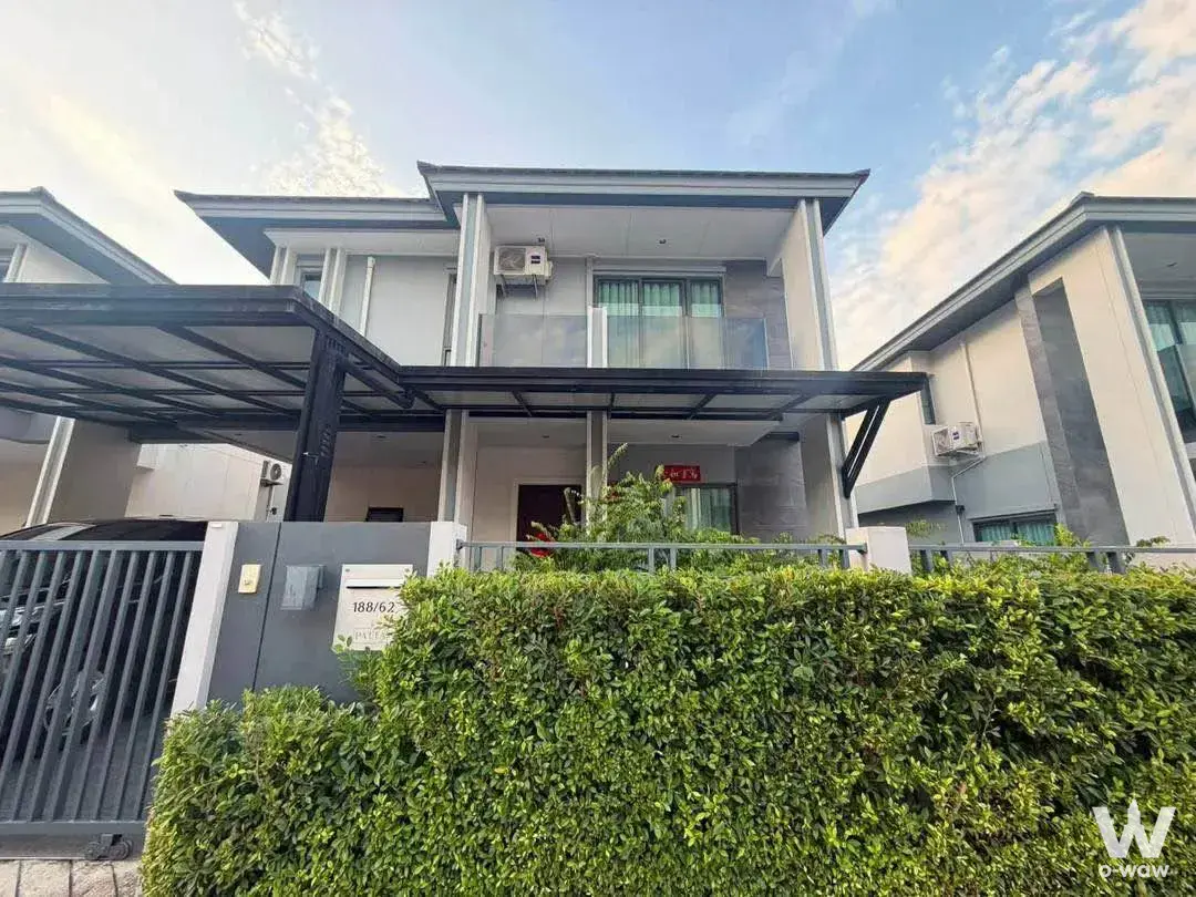 Condo with 4 bedrooms for rent at Nai Yu Tai Village, Bang Lamung, Chonburi — photo 1 of 5