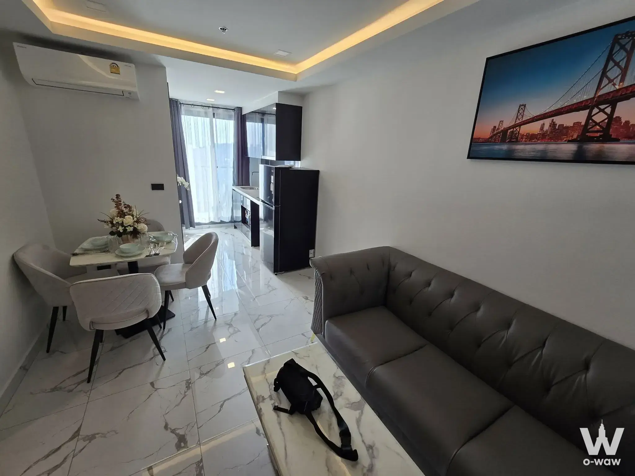 Condo with 1 bedroom for sale — photo 2 of 4