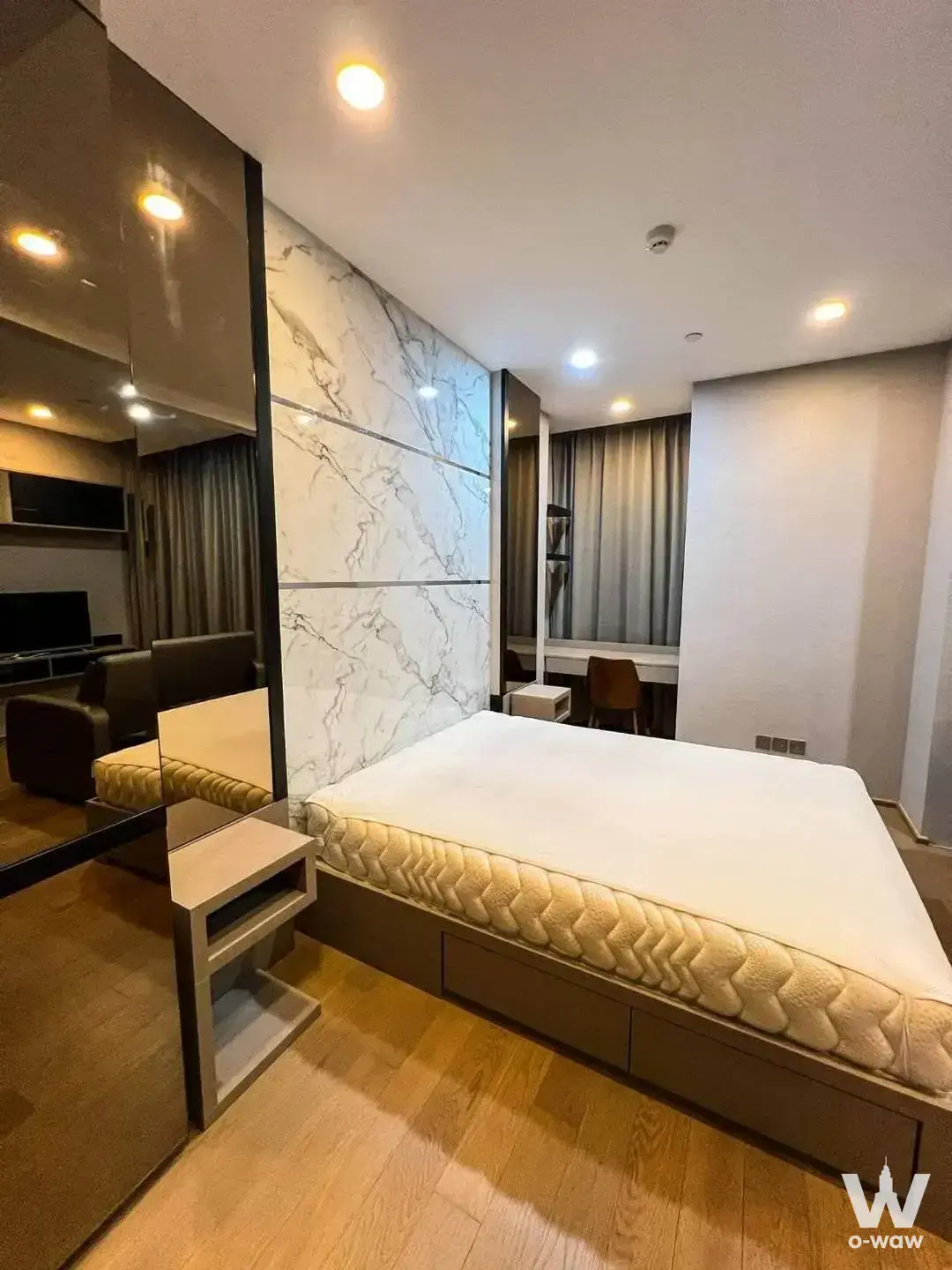Condo with 1 bedroom for rent at Ashton Chula-Silom — photo 2 of 5
