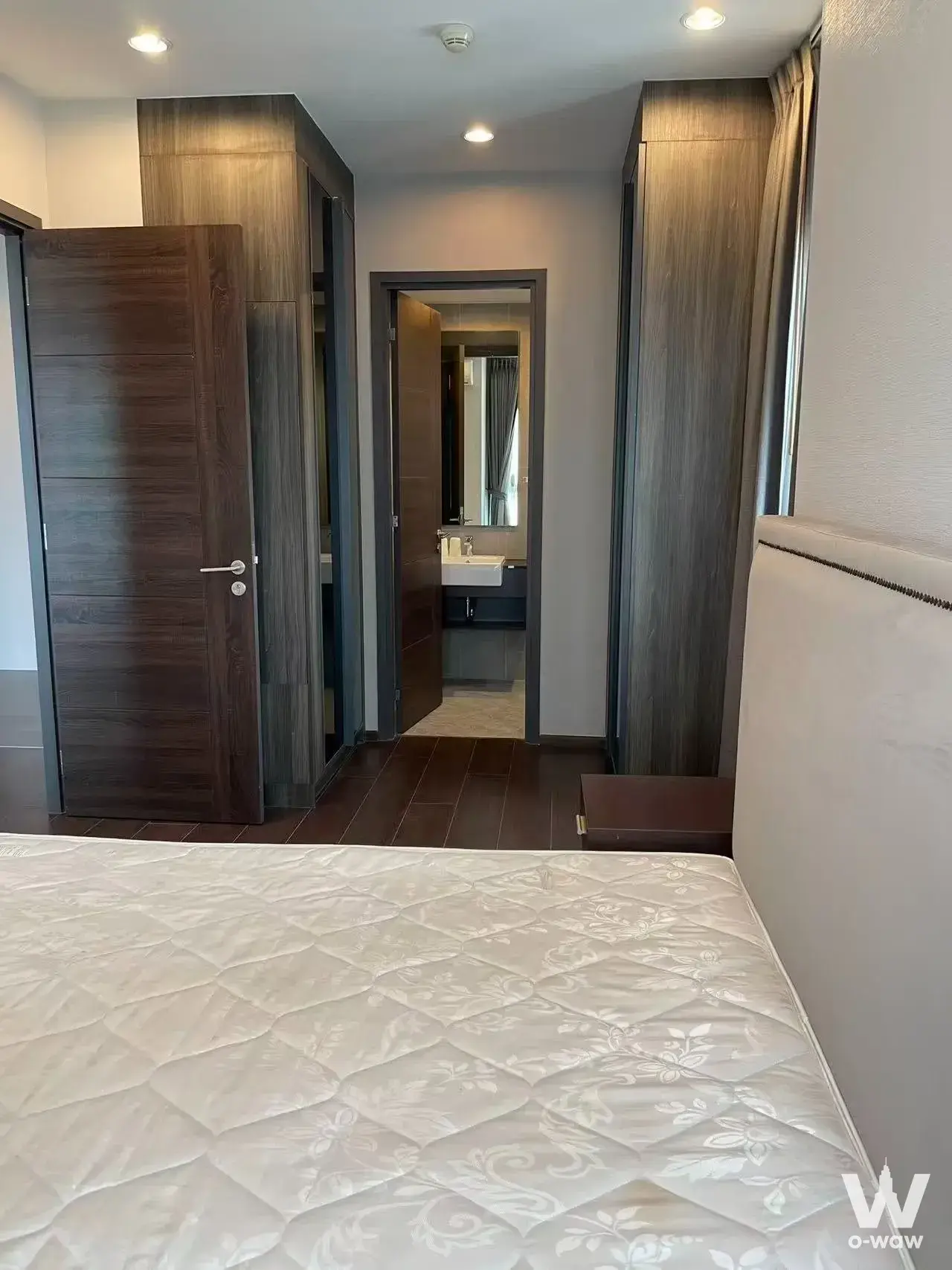 Condo with 1 bedroom for rent at C Ekkamai Condominium — photo 5 of 5