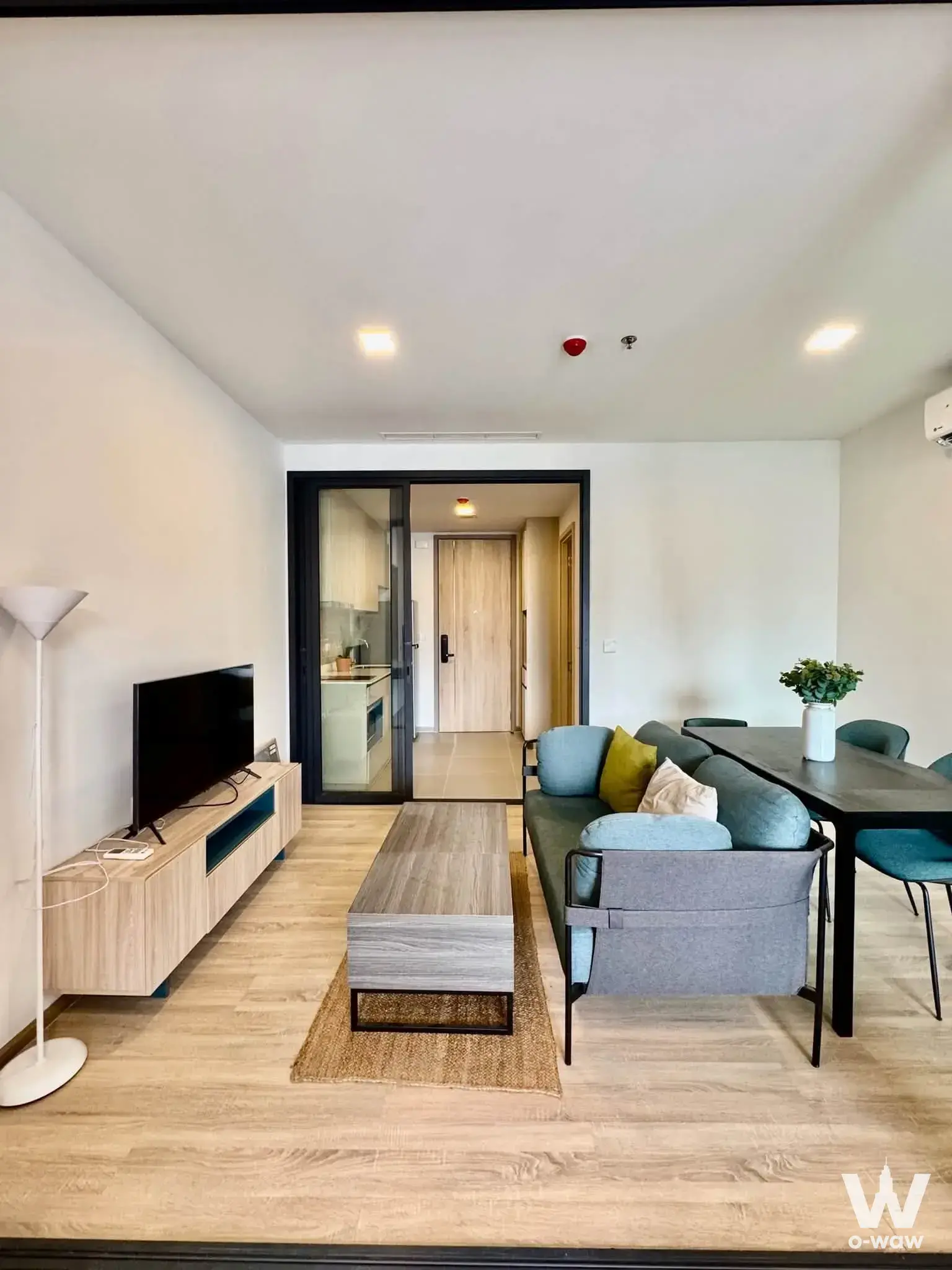 Condo with 1 bedroom for rent at XT Phayathai — photo 3 of 5