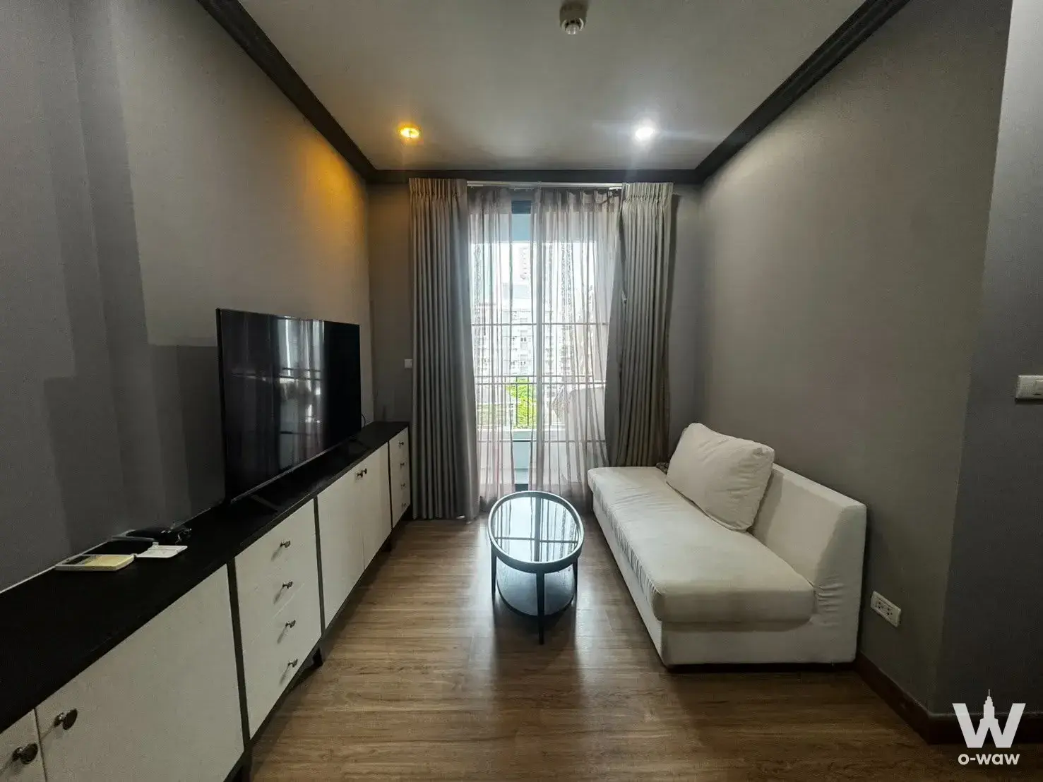 Condo with 1 bedroom for rent at The Reserve Kasemsan 3 — photo 1 of 5