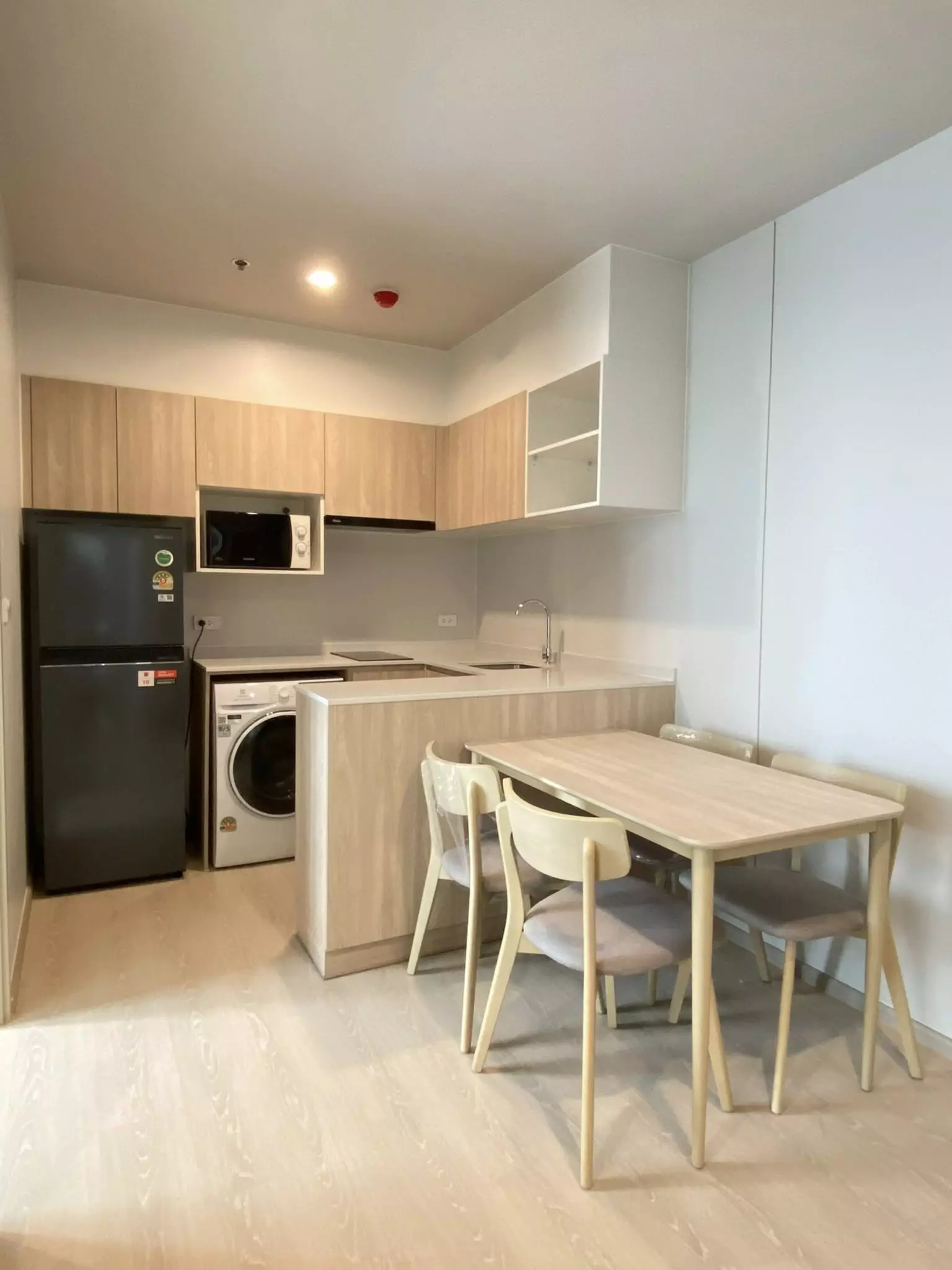Bangna, near Mega Bangna, close to expressway and BTS station