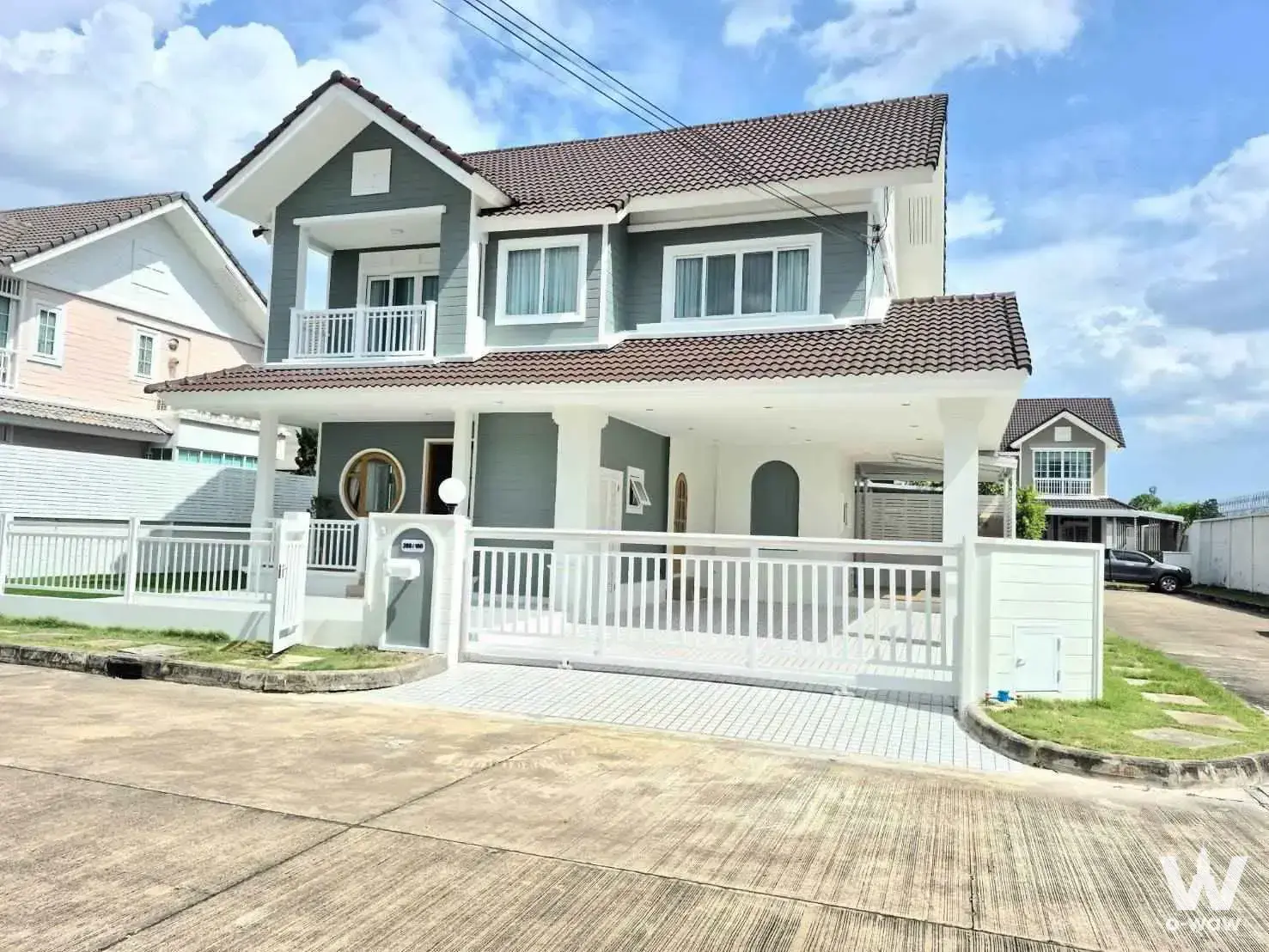 Condo with 3 bedrooms for sale at Soi Leab Khlong 2, Leab Khlong 2 Road, Bang Chan, Khlong Sam Wa, Bangkok 10510, Thailand — photo 2 of 5
