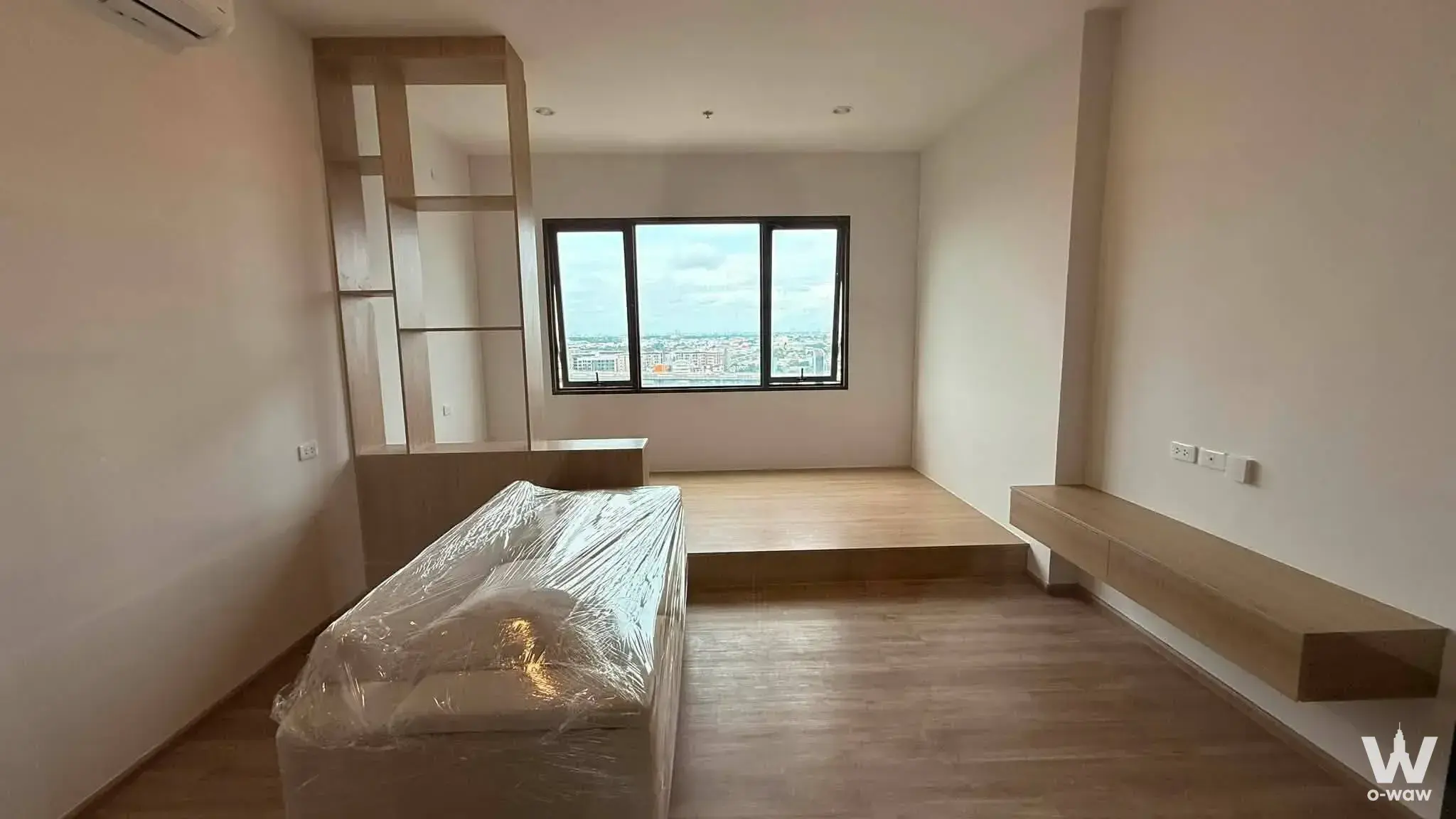 Condo with 1 bedroom for rent at A Space Condominium — photo 2 of 5