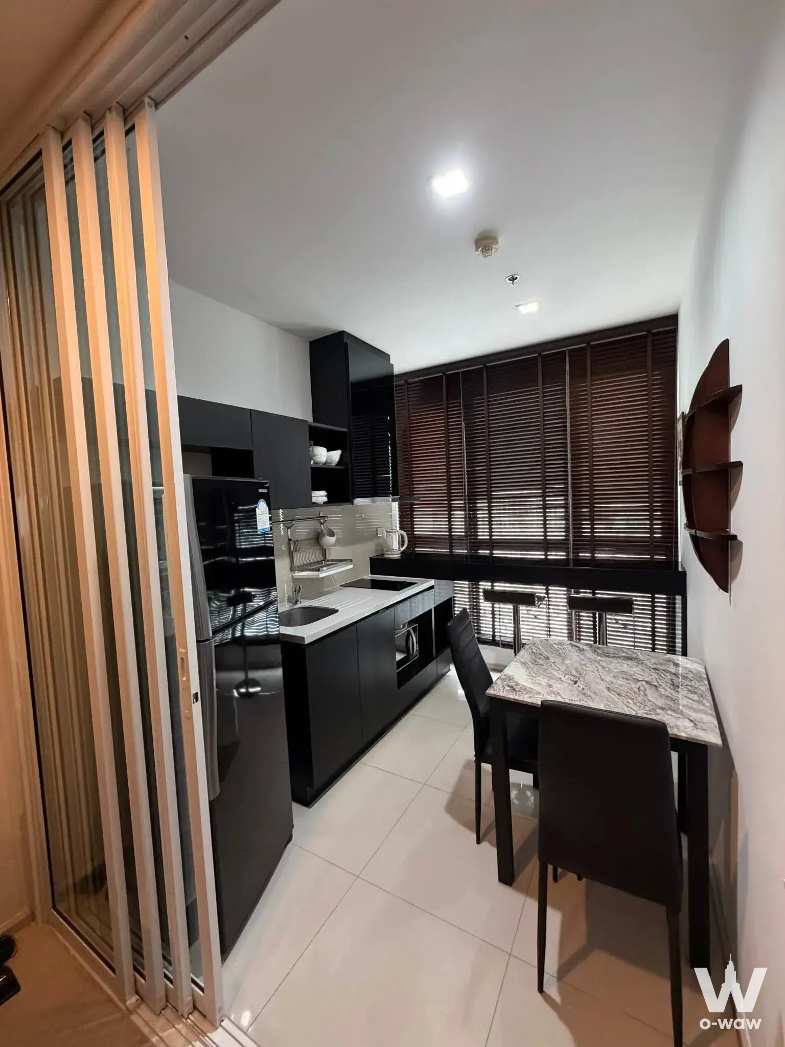 Condo with 1 bedroom for rent at RHYTHM Sukhumvit 44/1 — photo 2 of 5