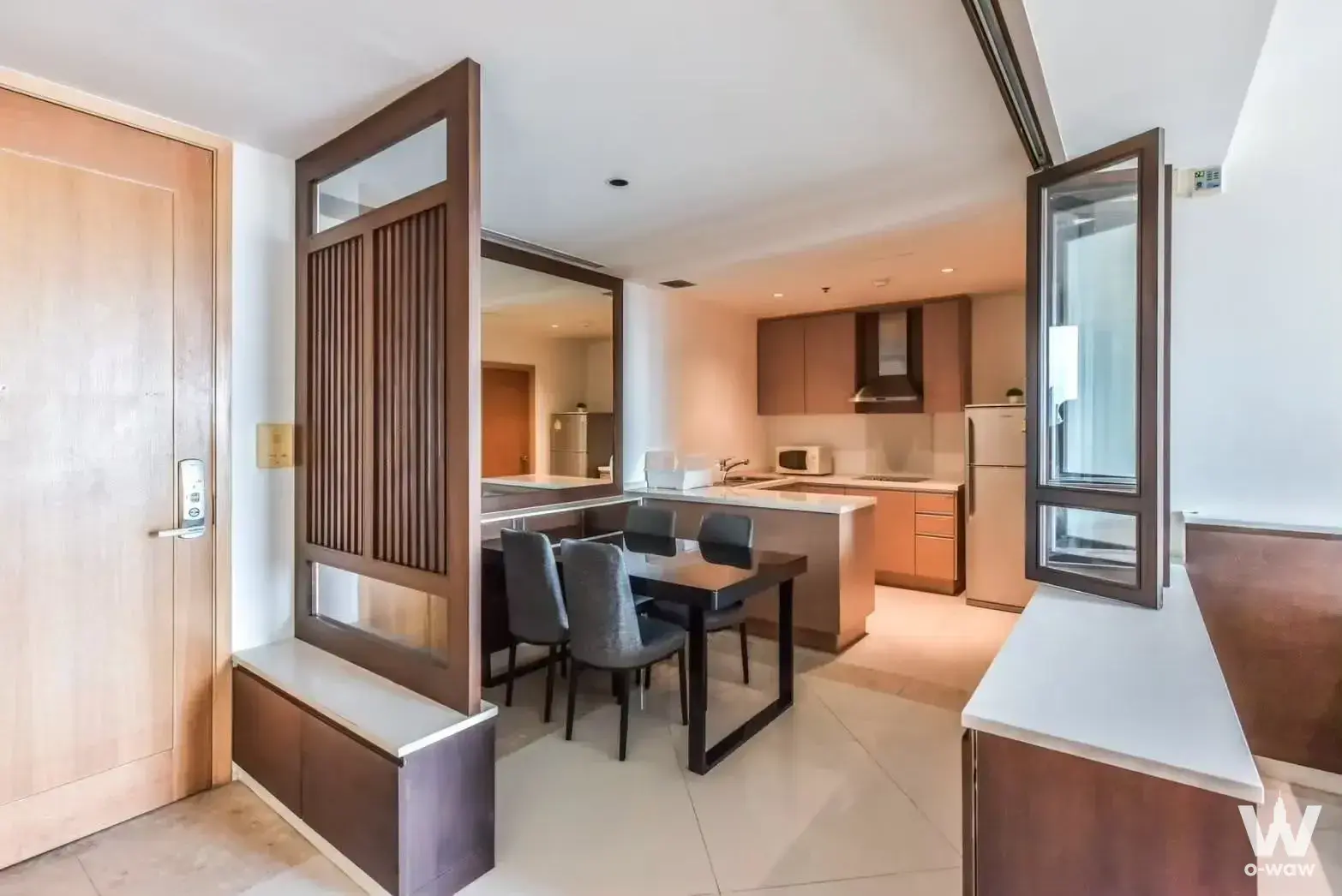 Condo with 2 bedrooms for rent at THE EMPIRE PLACE SATHON — photo 2 of 5