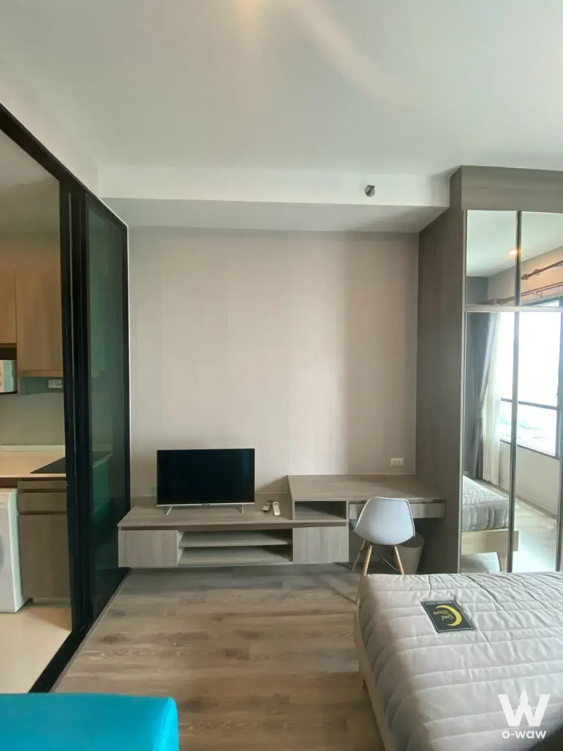 Condo with 1 bedroom for rent at KnightsBridge Collage - Ramkhamhaeng — photo 1 of 5