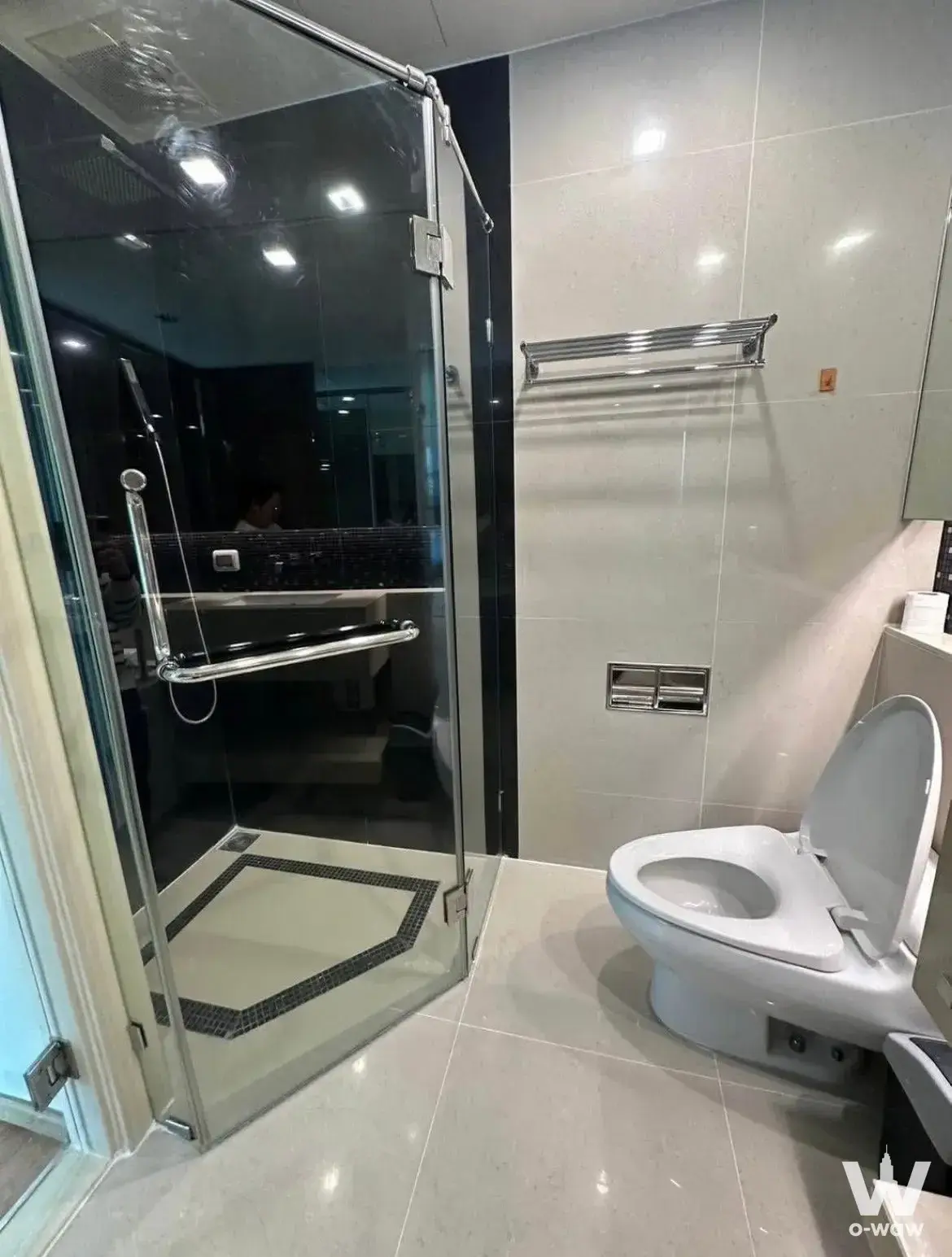 Condo with 1 bedroom for rent at The Address Sathon — photo 5 of 5