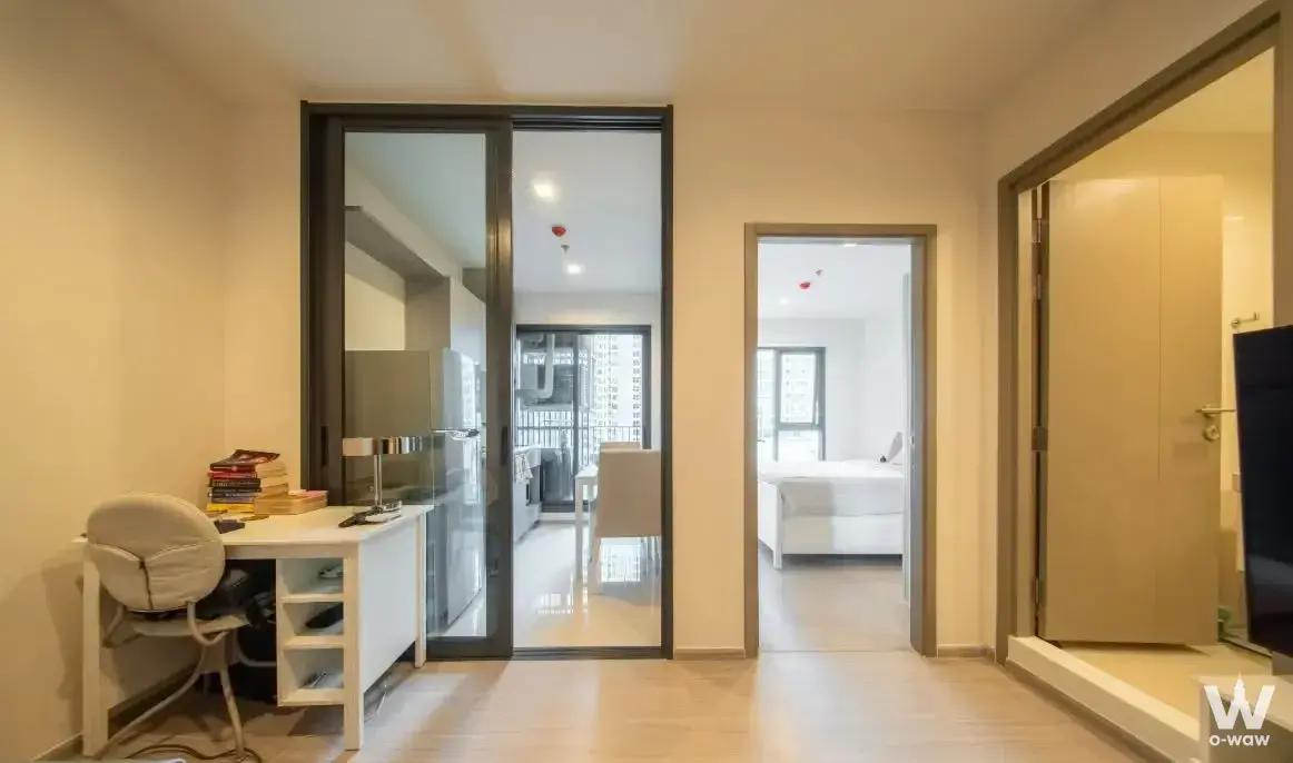Condo with 1 bedroom for sale at Life Asoke Hype — photo 1 of 5