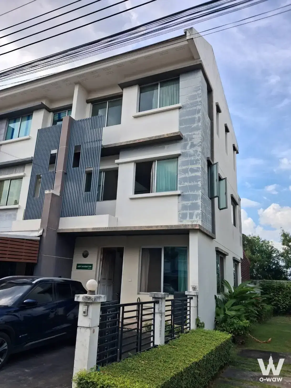 Townhouse with 3 bedrooms for sale at Soi Teparak Km.11, Bang Phli Yai Subdistrict, Bang Phli District, Samut Prakan 10540 — photo 1 of 10