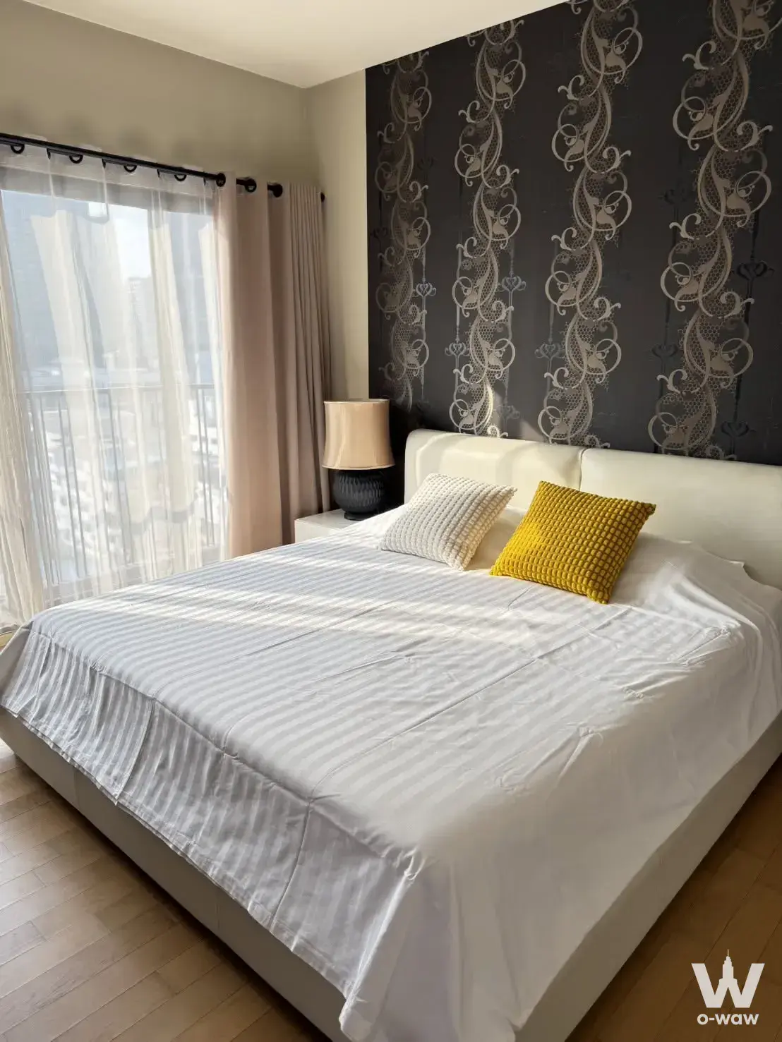 Condo with 2 bedrooms for sale at Noble Reveal — photo 4 of 5