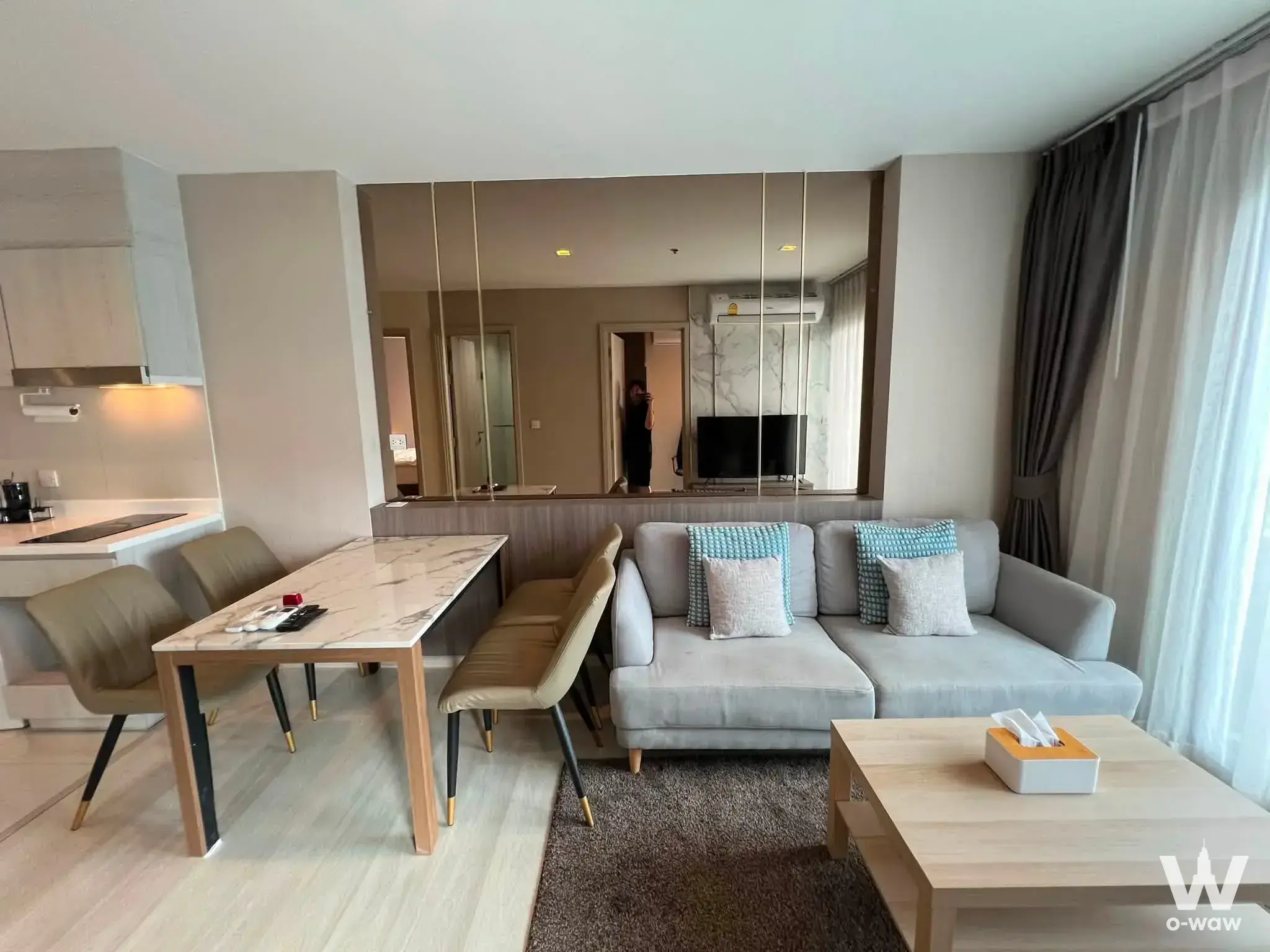 Condo with 2 bedrooms for rent at Life One Wireless — photo 4 of 5