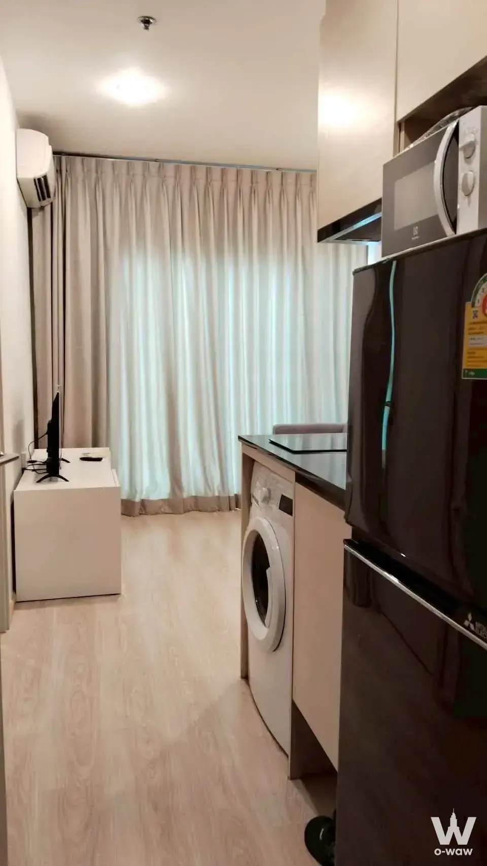 Condo with 1 bedroom for rent at Noble Revolve Ratchada 1 — photo 2 of 5
