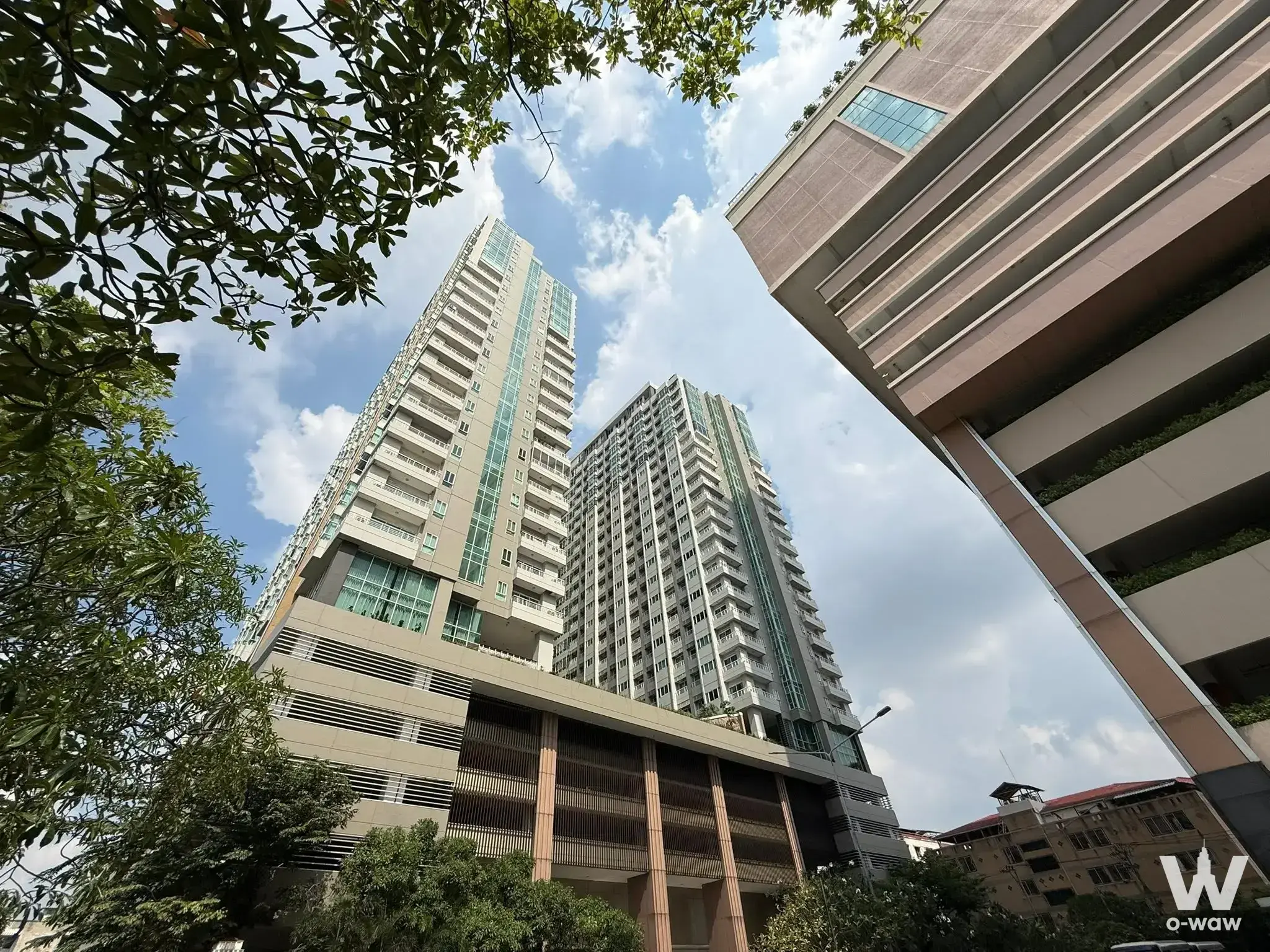 Srinakarin, Bangkok