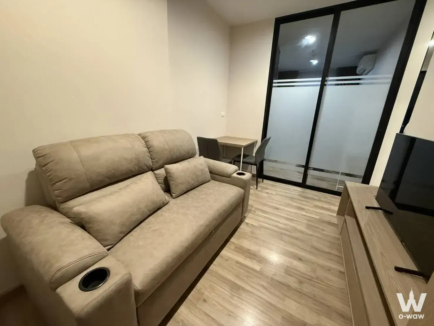 Commercial with 1 bedroom for rent at Niche MONO Sukhumvit Bearing — photo 2 of 5