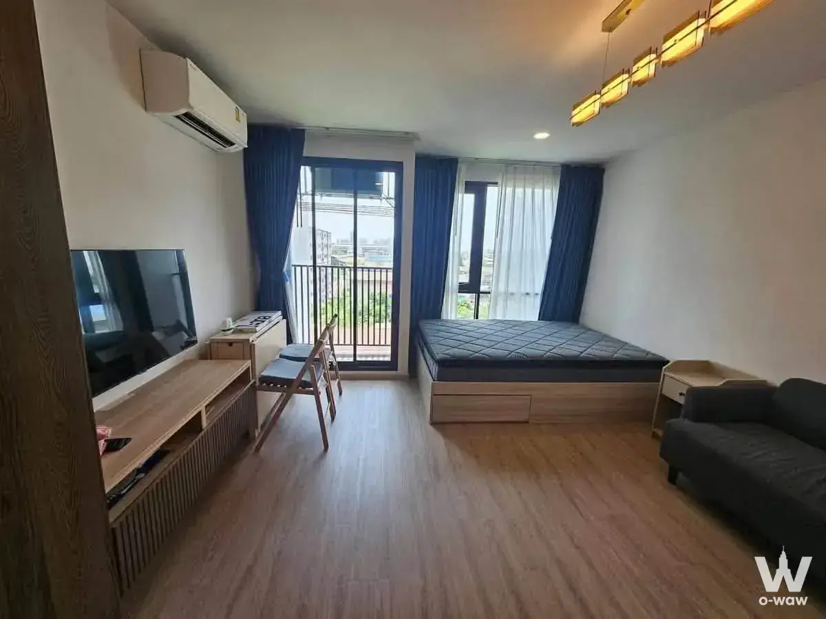 Condo with 1 bedroom for rent at Brompton Pet Friendly Samrong Station บรอมป์ตัน เพ็ท เฟรนด์ลี่ สำโรง สเตชั่น — photo 1 of 5