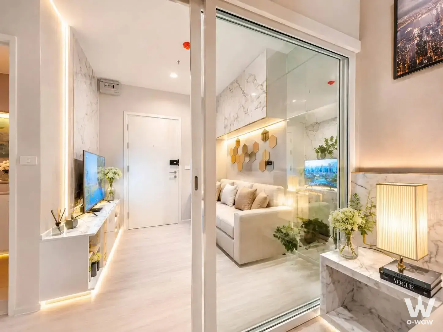 Condo with 1 bedroom for rent at Aspire Sathorn - Tha Phra — photo 1 of 4