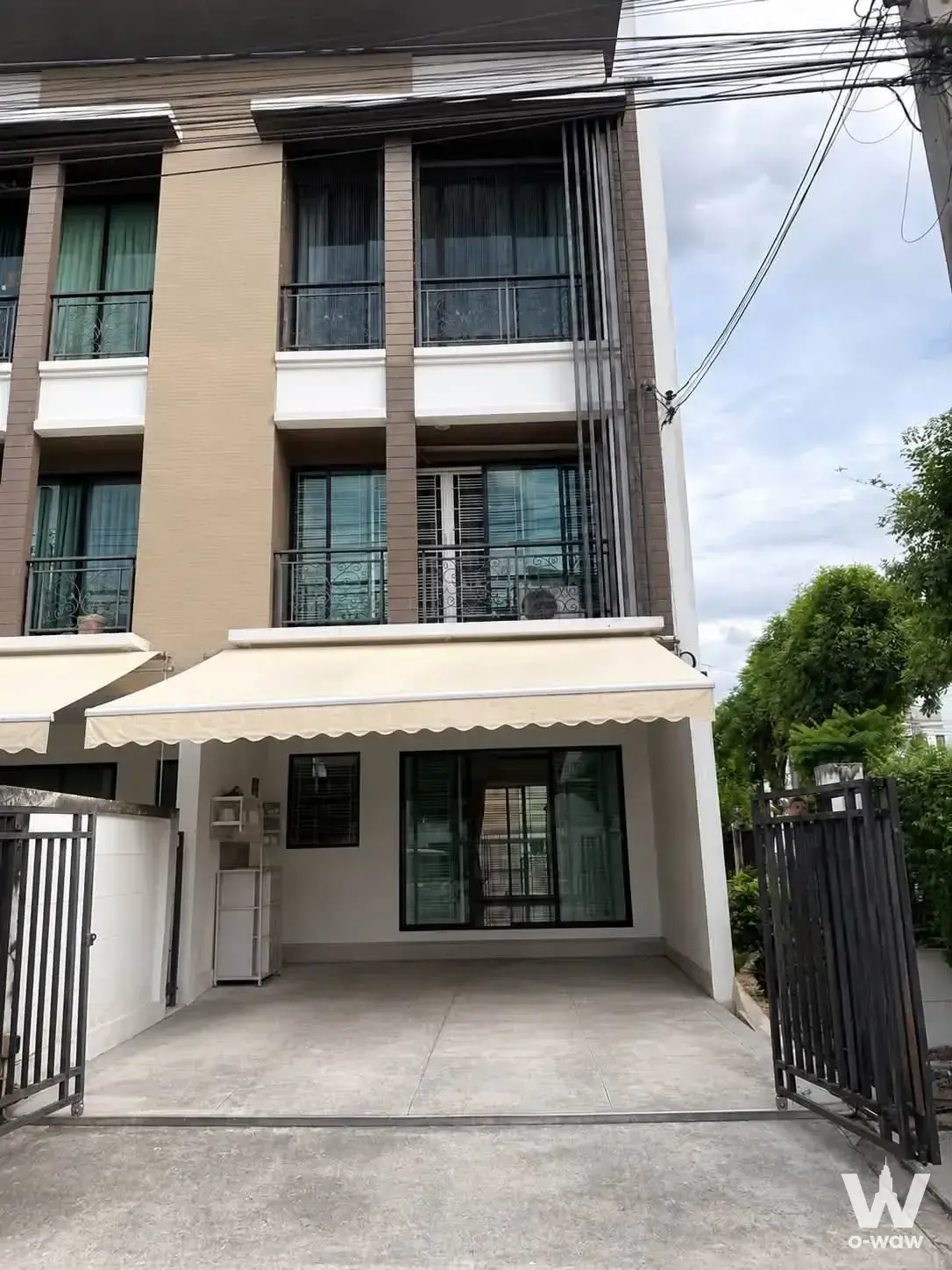 Townhouse with 3 bedrooms for rent at Nawamin Road, Bangkok — photo 1 of 7