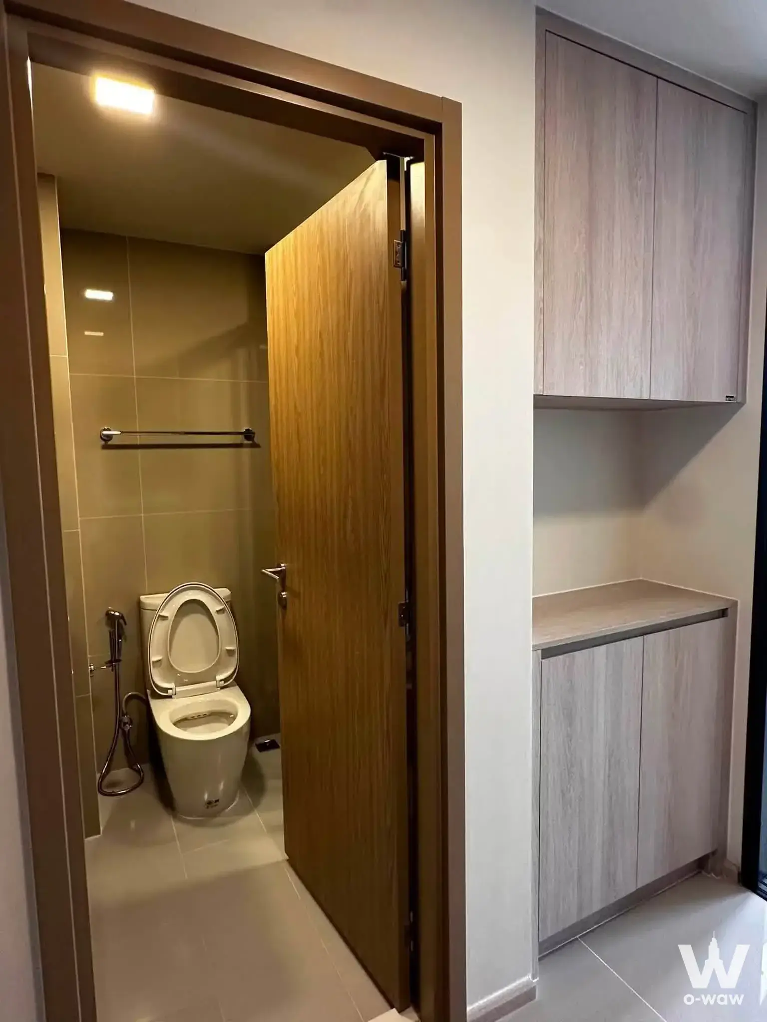 Commercial with 1 bedroom for rent at Near BTS Khlong San, 350 meters from station; 3 minutes to ICONSIAM — photo 3 of 9