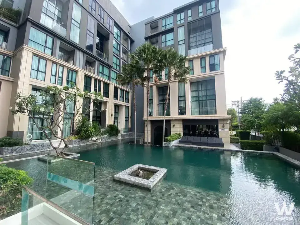 Sukhumvit 62/1, near BTS Bangchak